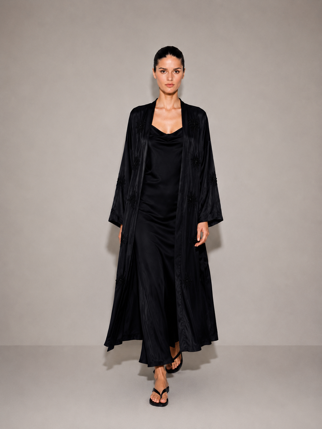 Kadın İşlemeli Kuşak Detaylı Abaya / Kimono