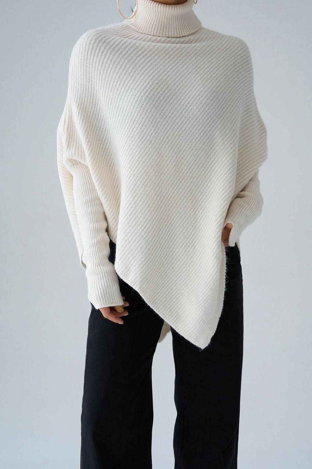 Balıkçı Yaka Asimetrik Kesim Kazak