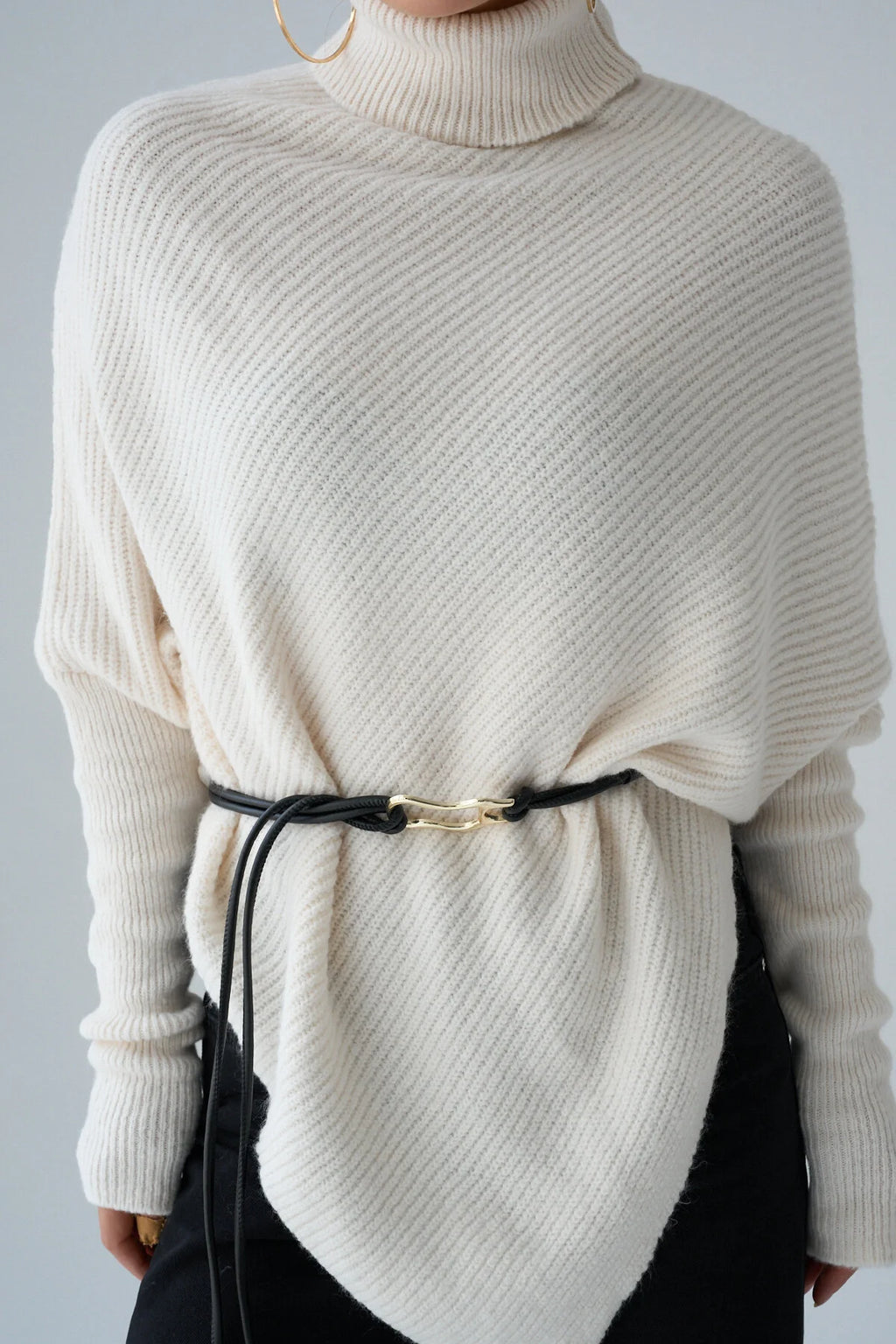 Balıkçı Yaka Asimetrik Kesim Kazak