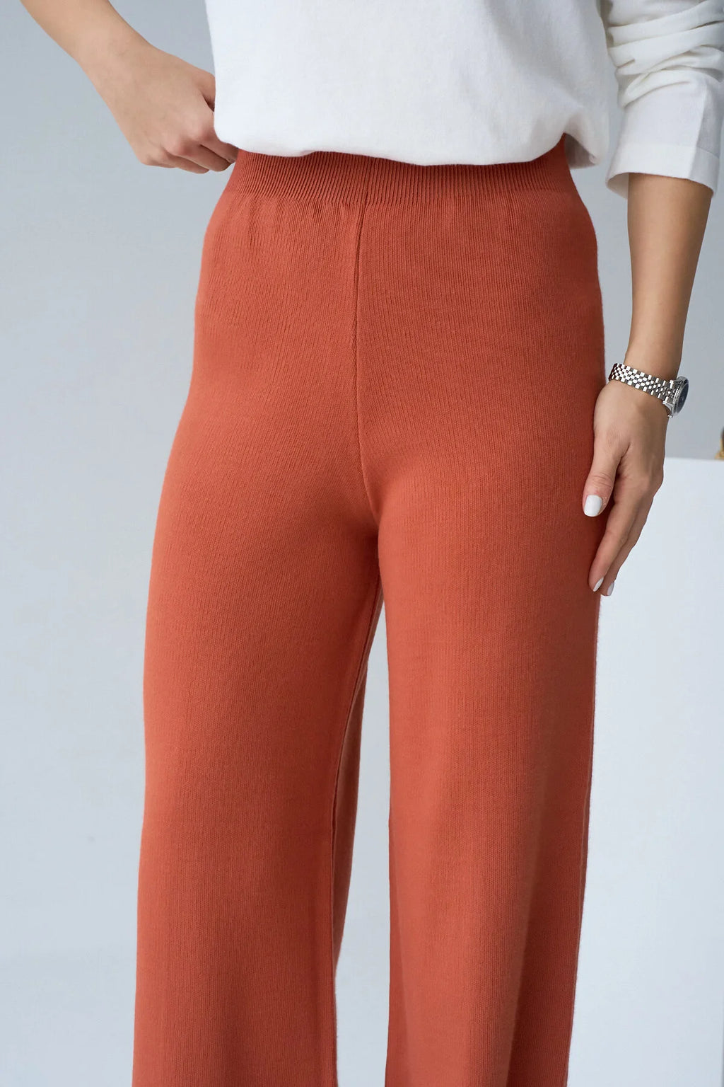 Kadın Yüksek Bel Lastik Detaylı Geniş Paça Triko Pantolon