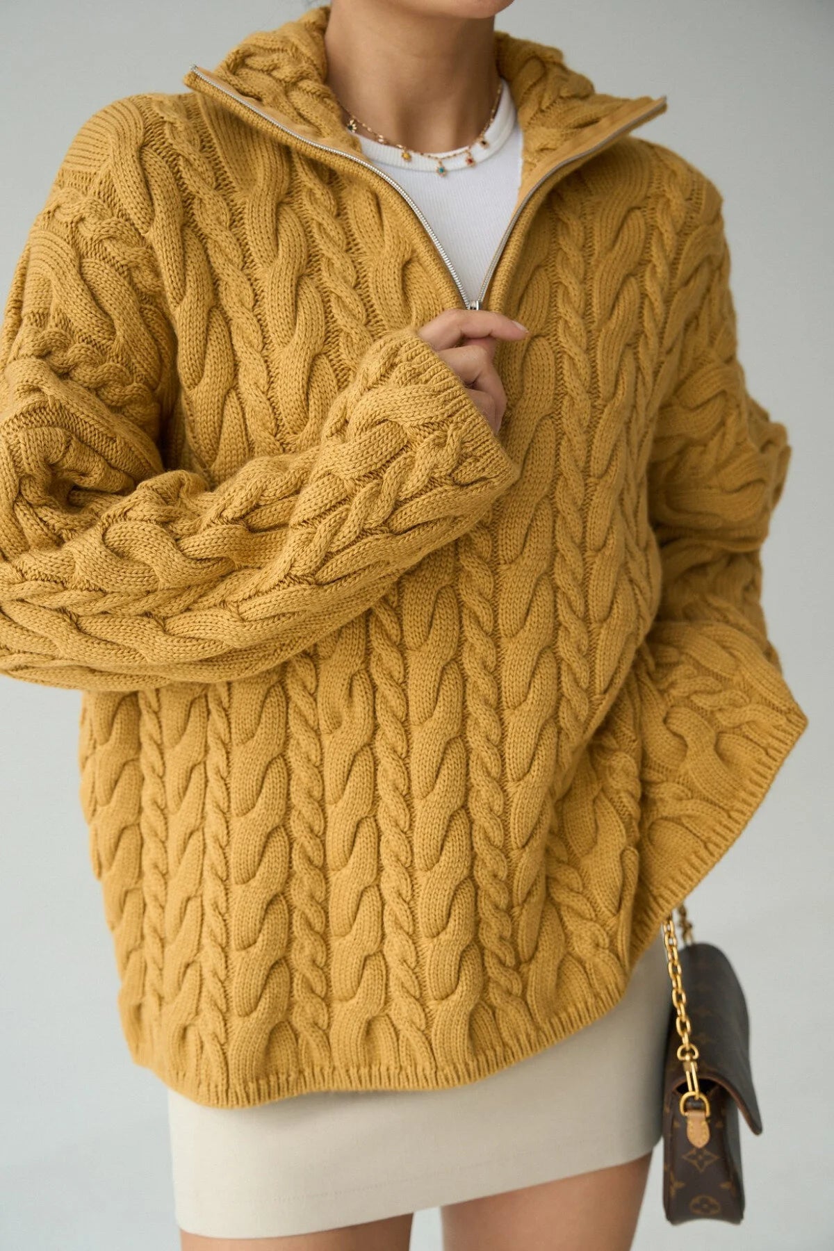 Kadın Yakası Fermuarlı Örgü Desen Oversize Kazak