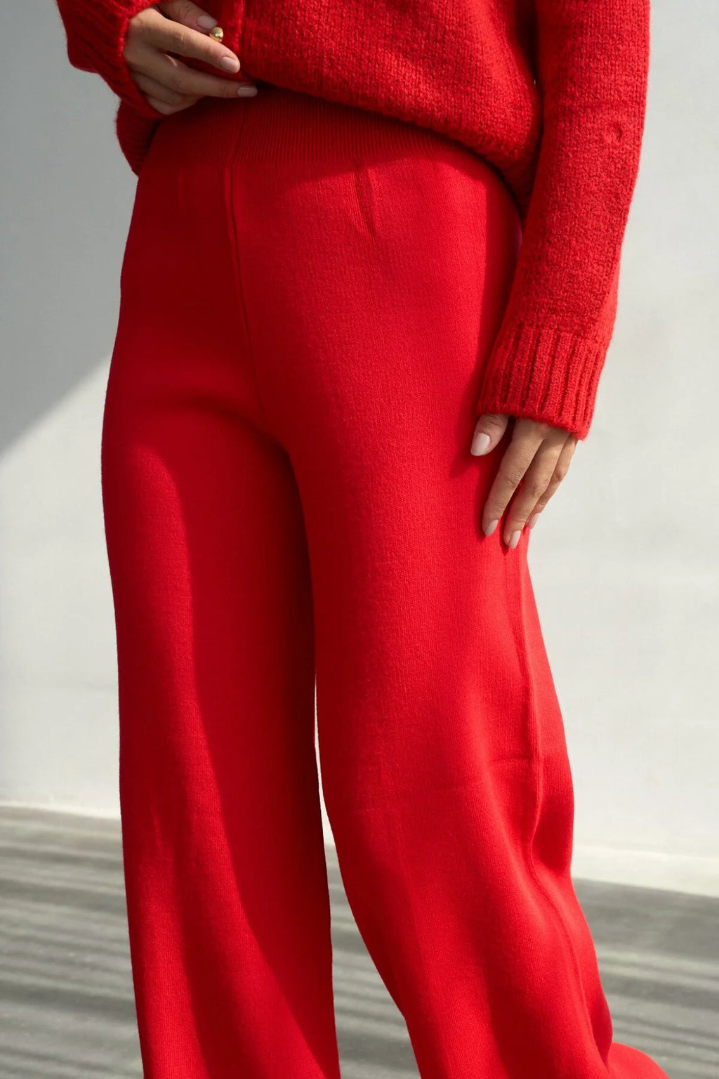 Kadın Yüksek Bel Lastik Detaylı Geniş Paça Triko Pantolon