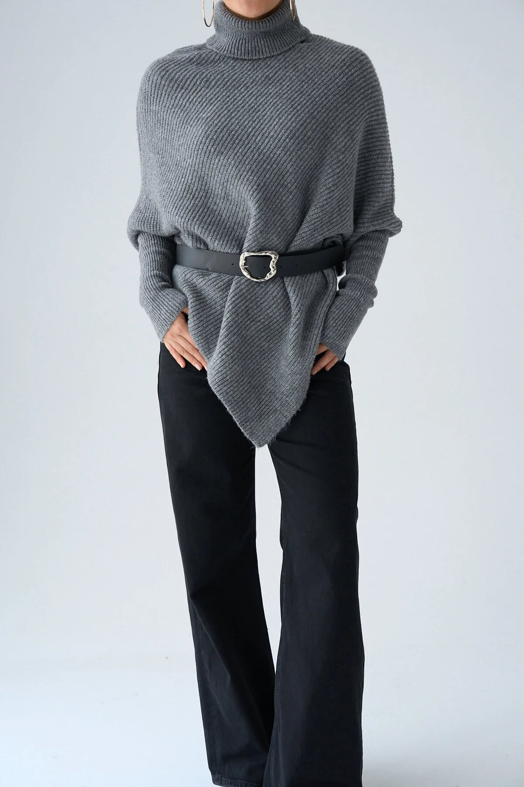 Balıkçı Yaka Asimetrik Kesim Kazak