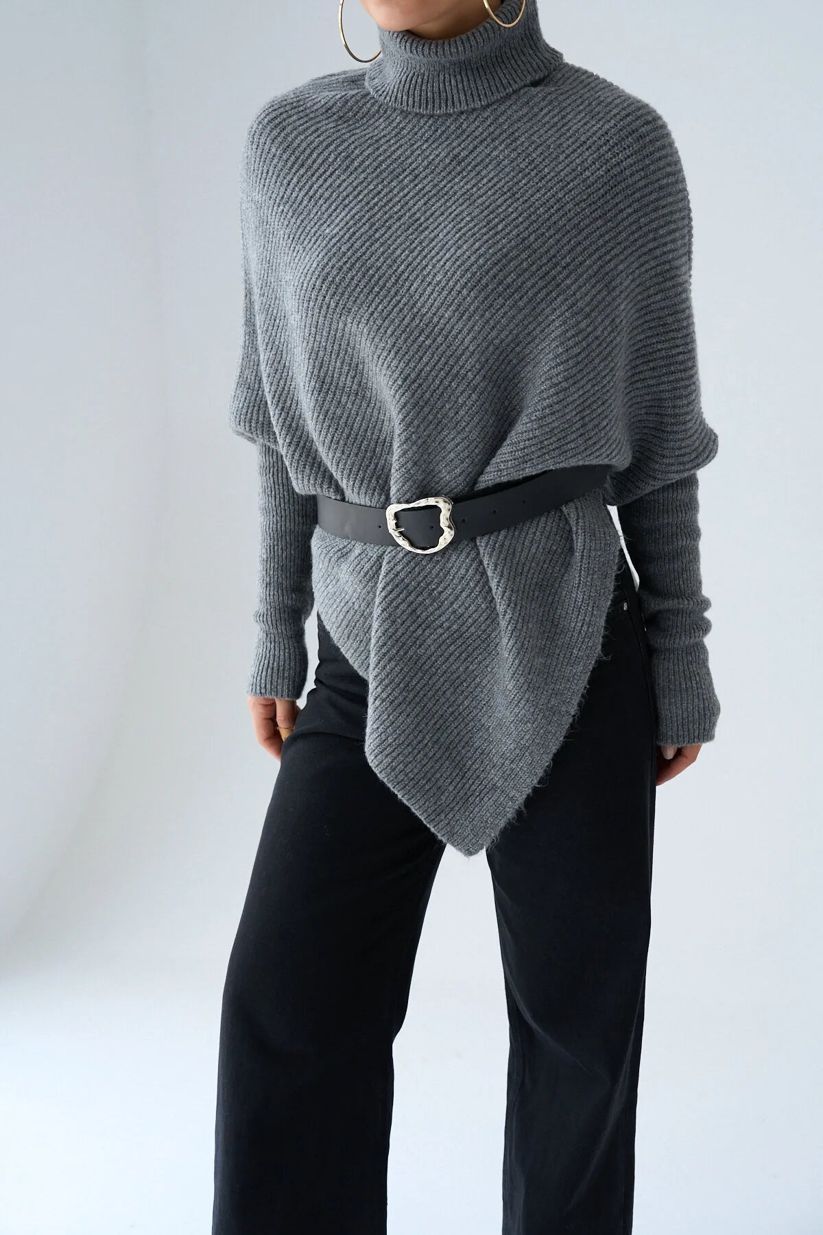 Balıkçı Yaka Asimetrik Kesim Kazak