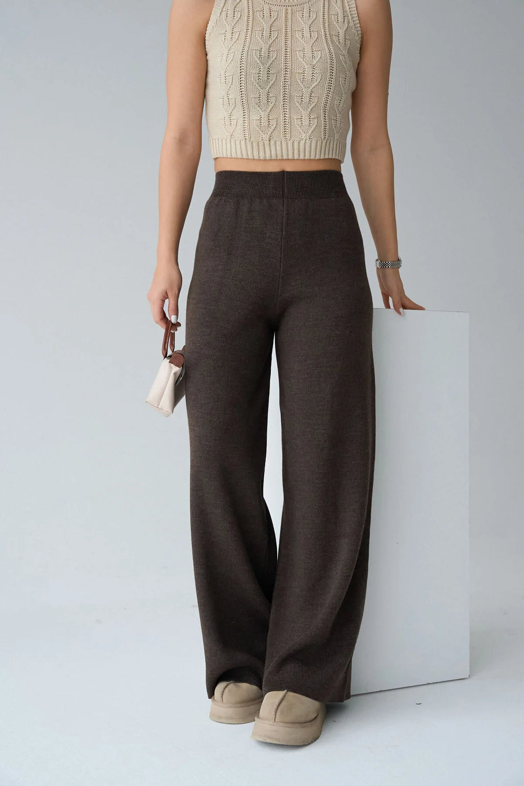 Kadın Yüksek Bel Lastik Detaylı Geniş Paça Triko Pantolon