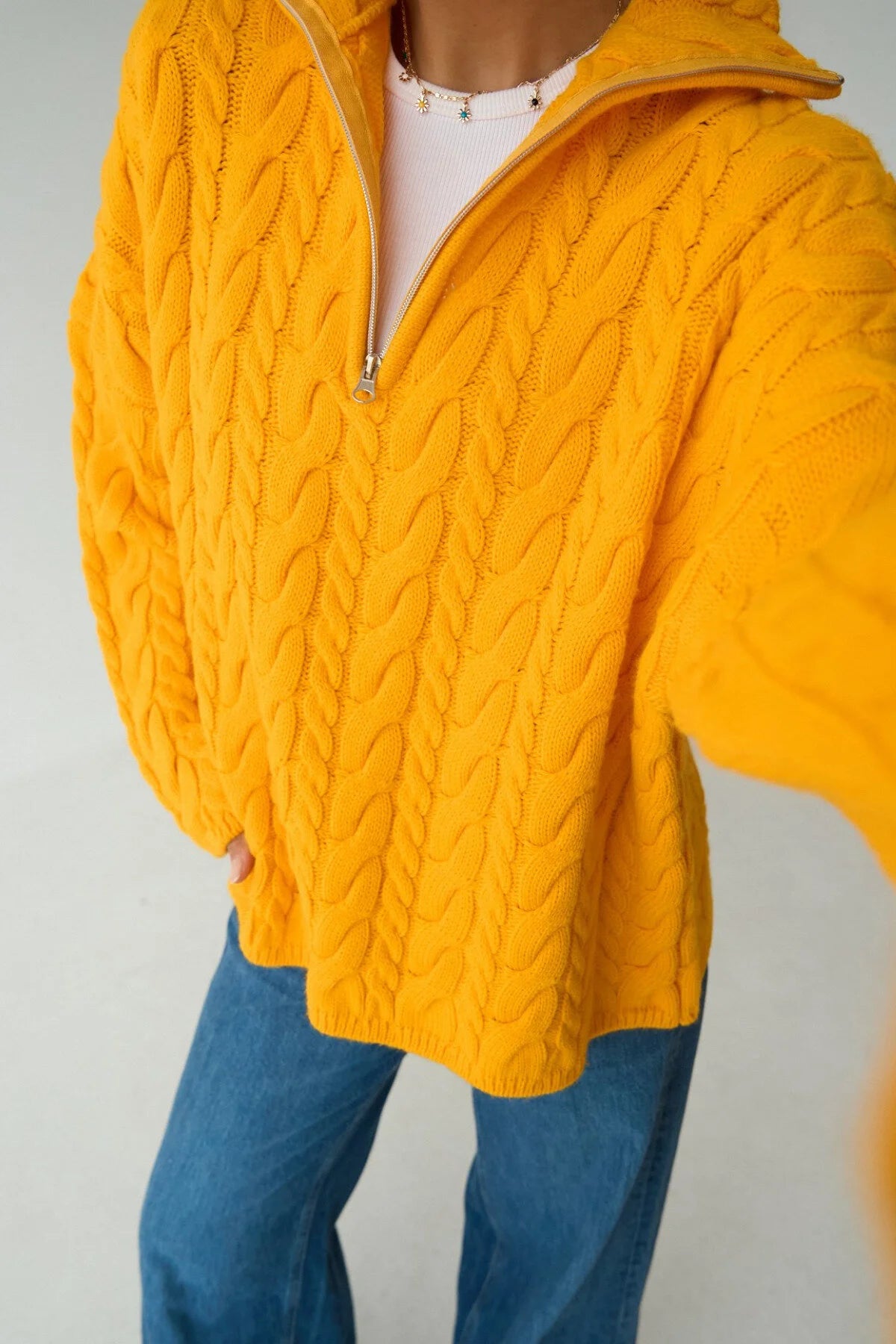 Kadın Yakası Fermuarlı Örgü Desen Oversize Kazak