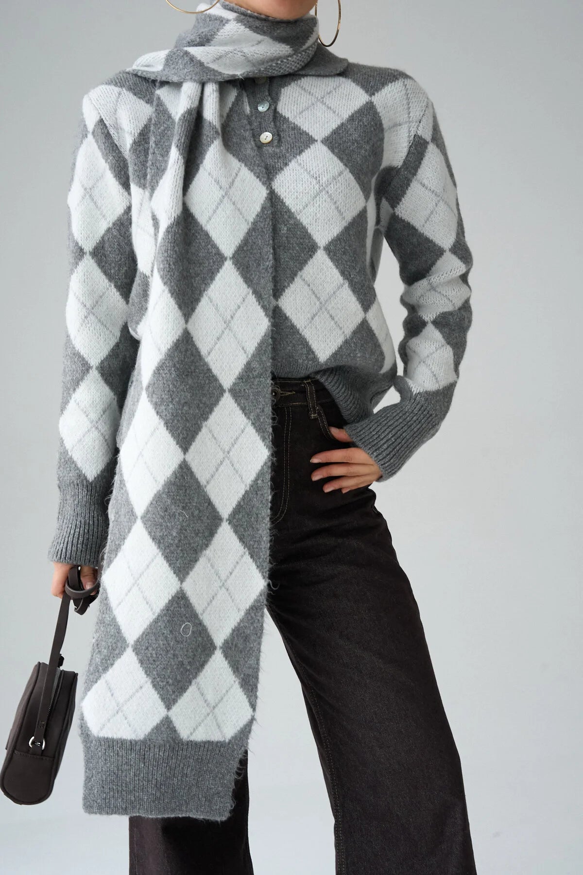 Kadın Gri Polo Yaka Düğmeli Baklava Desenli Atlılı Kazak