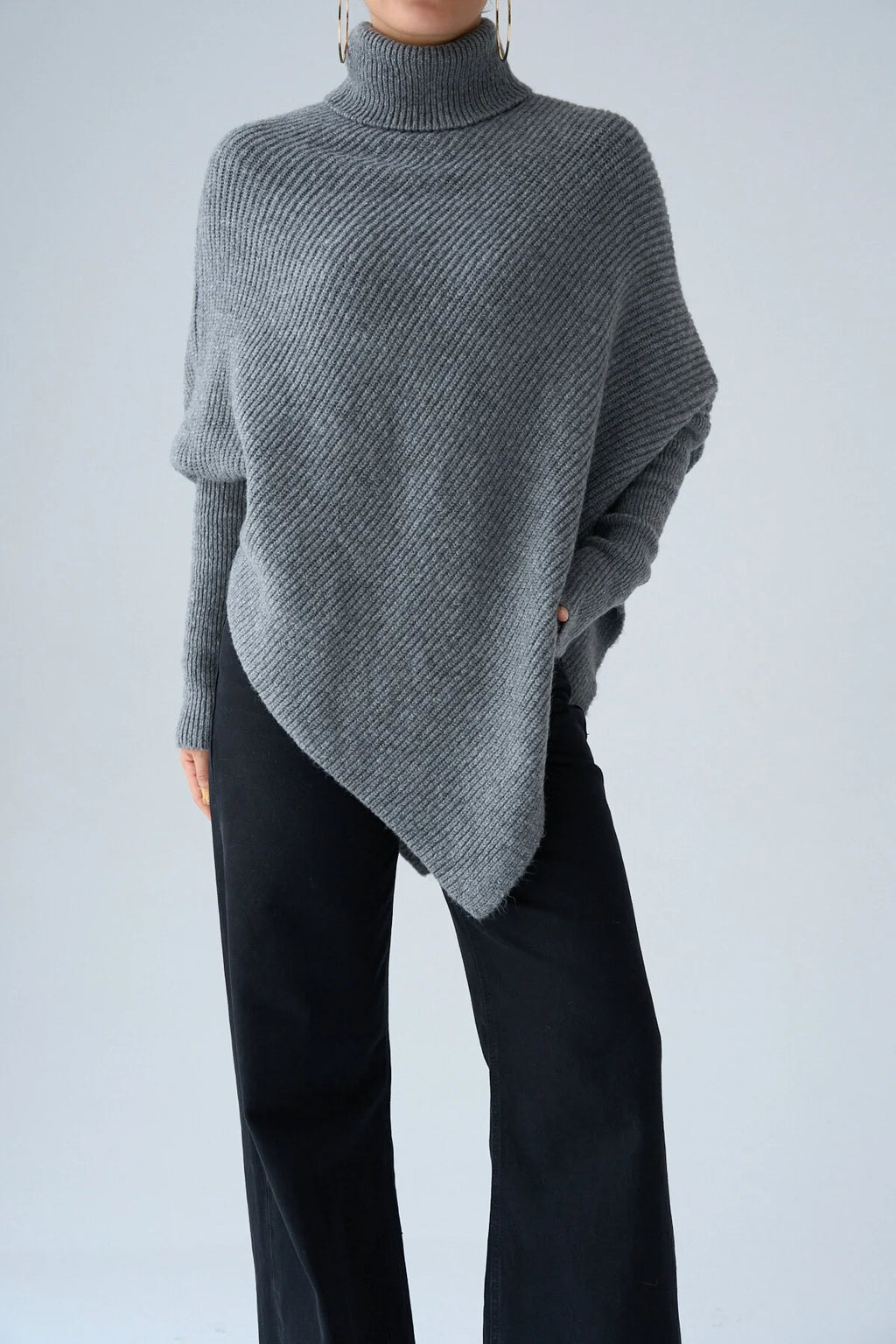 Balıkçı Yaka Asimetrik Kesim Kazak