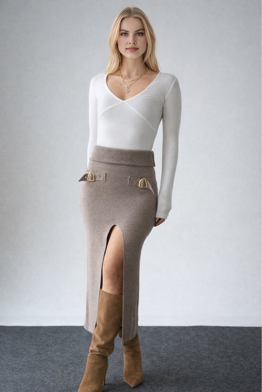 Kadın Aksesuar Detaylı Yırtmaçlı Triko Etek