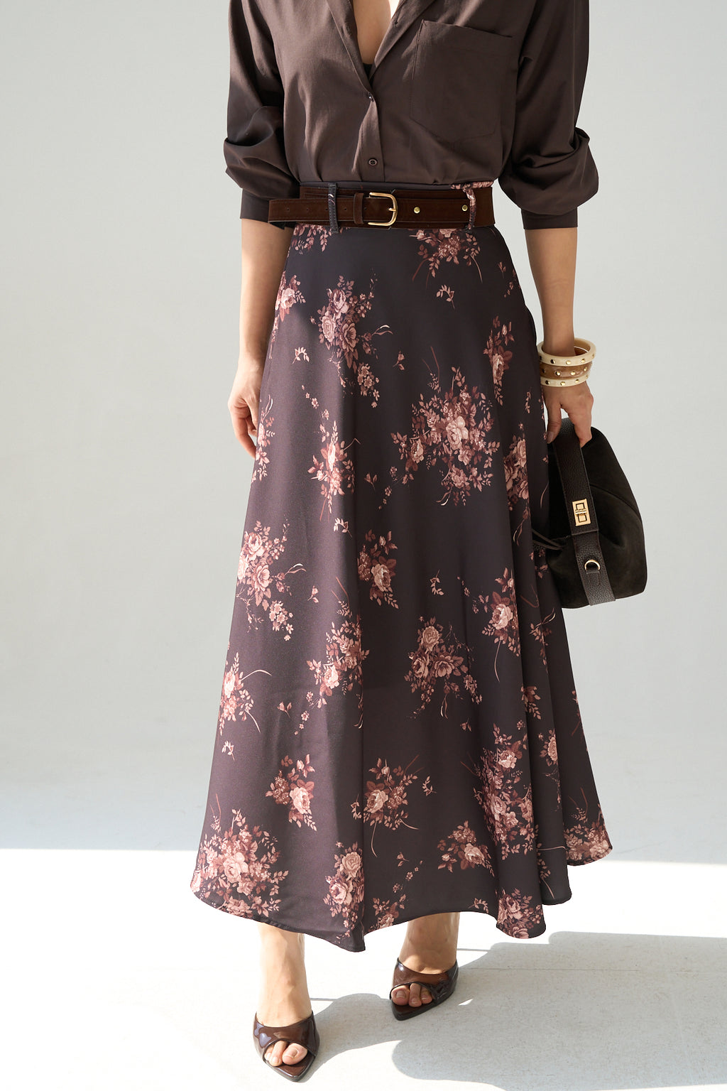 Kadın Kahve Çiçek Desenli Uzun Kloş Etek