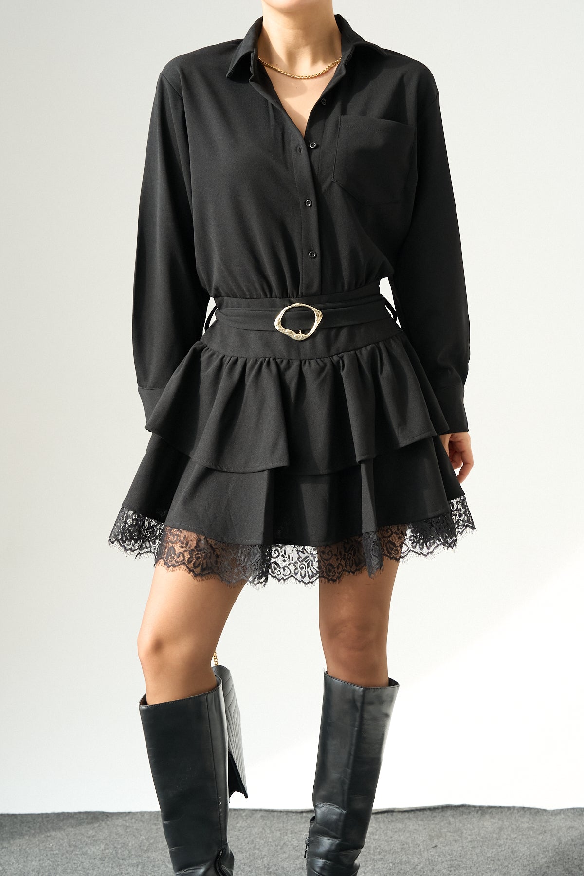 Kadın Siyah Kemer Detaylı Etek Ucu Dantelli Elbise