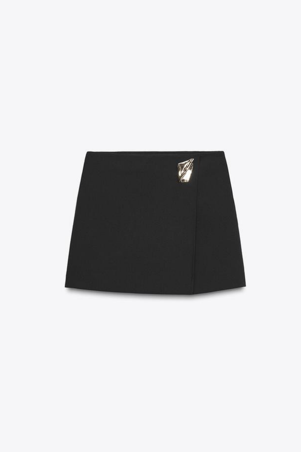 Kadın Asimetrik Kesim Gold Aksesuarlı Şort Etek