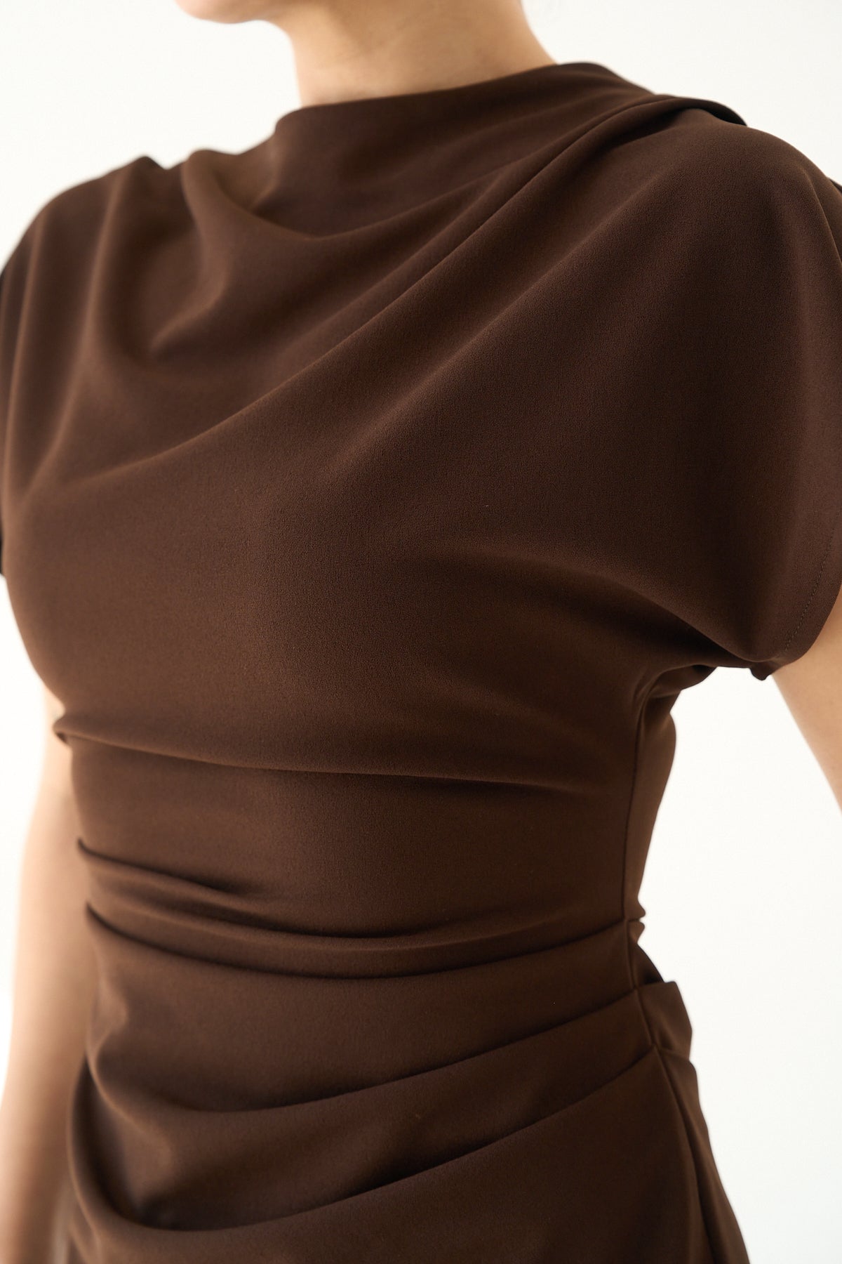 Kadın Dik Yaka  Drapeli Kısa Kol Mini Elbise