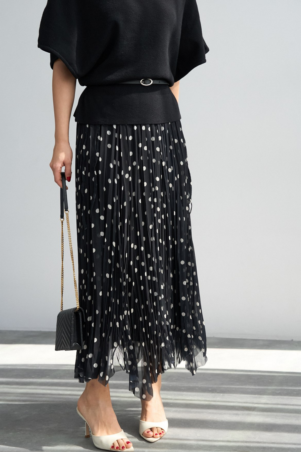 Kadın Puantiye Desenli Asimetrik Kesim Etek