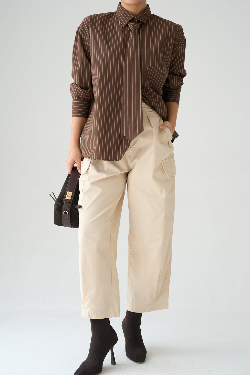 Kadın Kravat Aksesuar Detaylı Pamuklu Gömlek