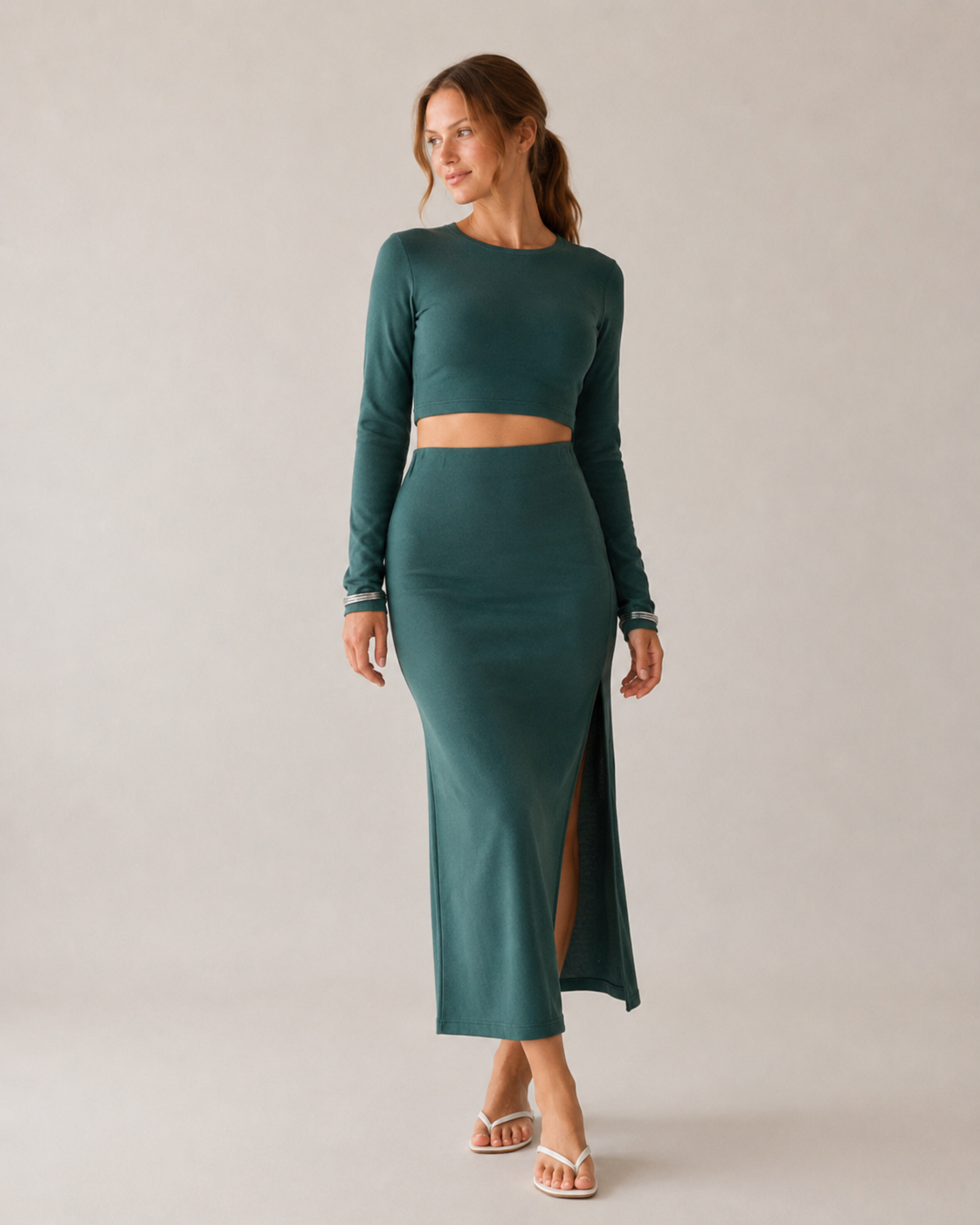 Neft Yeşil Crop Bluz Yırtmaçlı Etek Takım