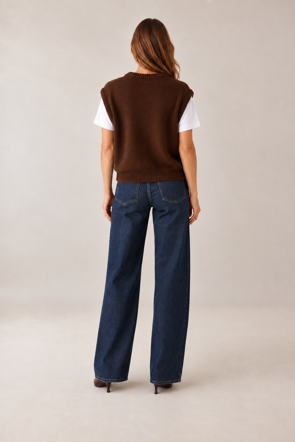 V Yaka Fitilli Kenarlı Kolsuz Süveter