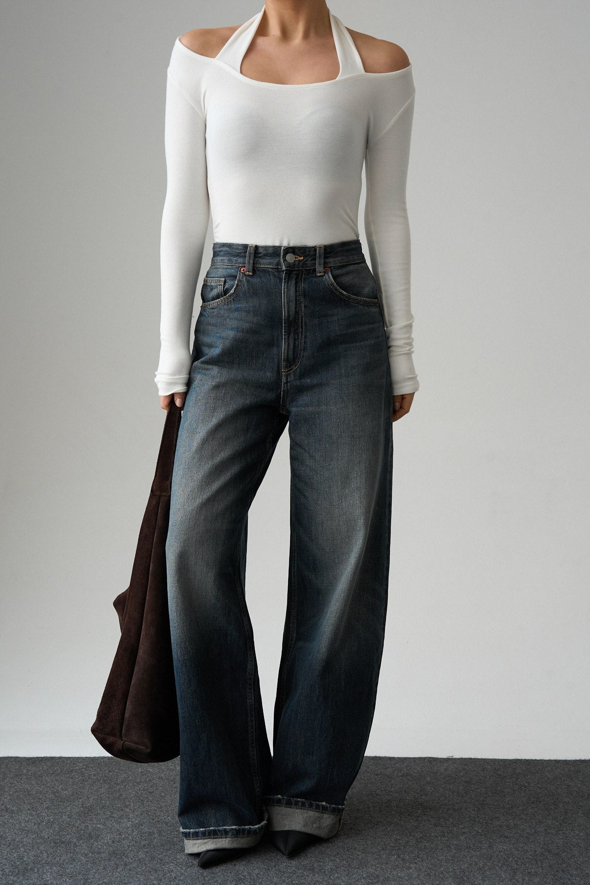 Kadın Boyundan Bağlama Detaylı Bluz