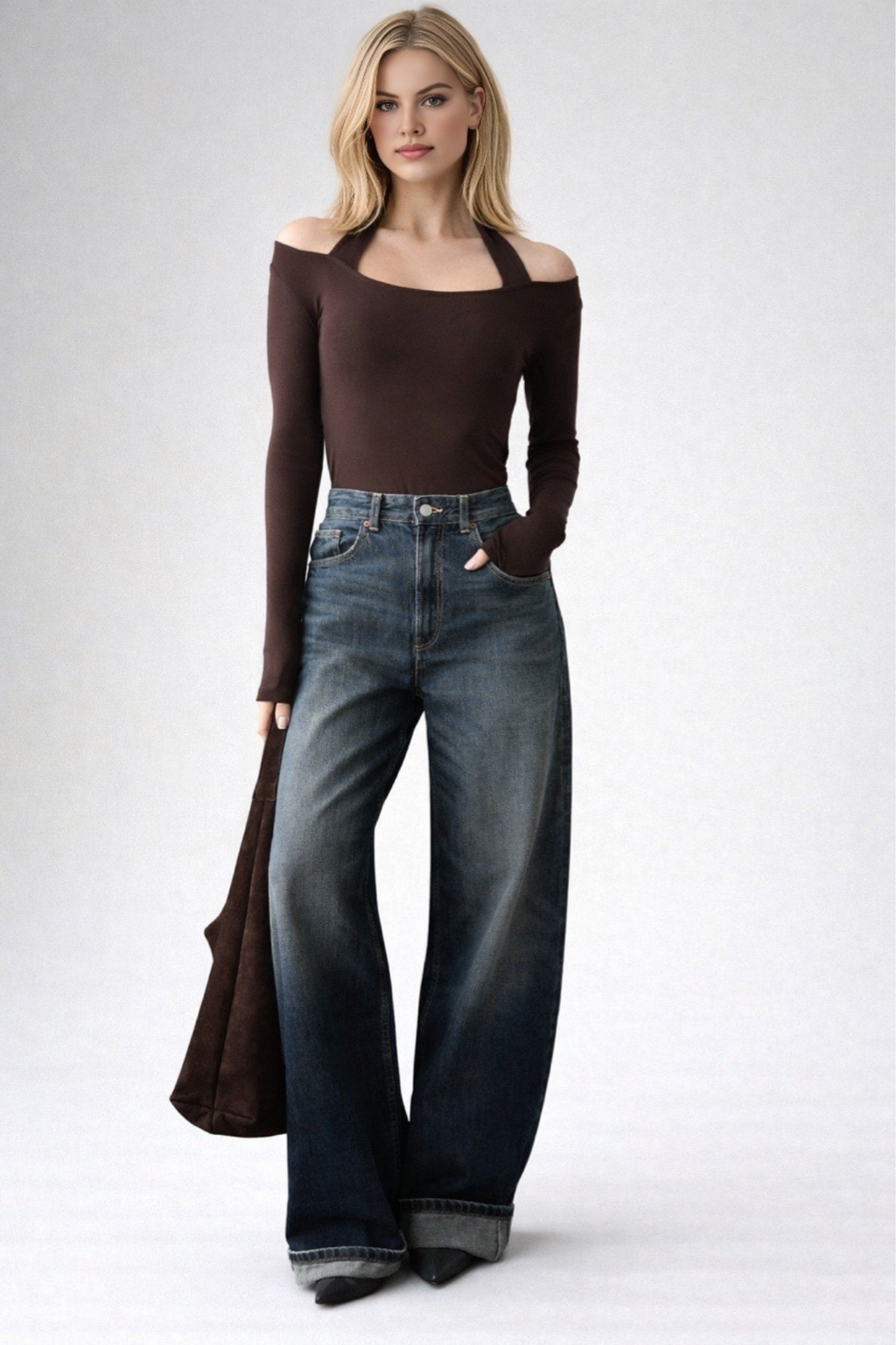 Kadın Boyundan Bağlama Detaylı Bluz