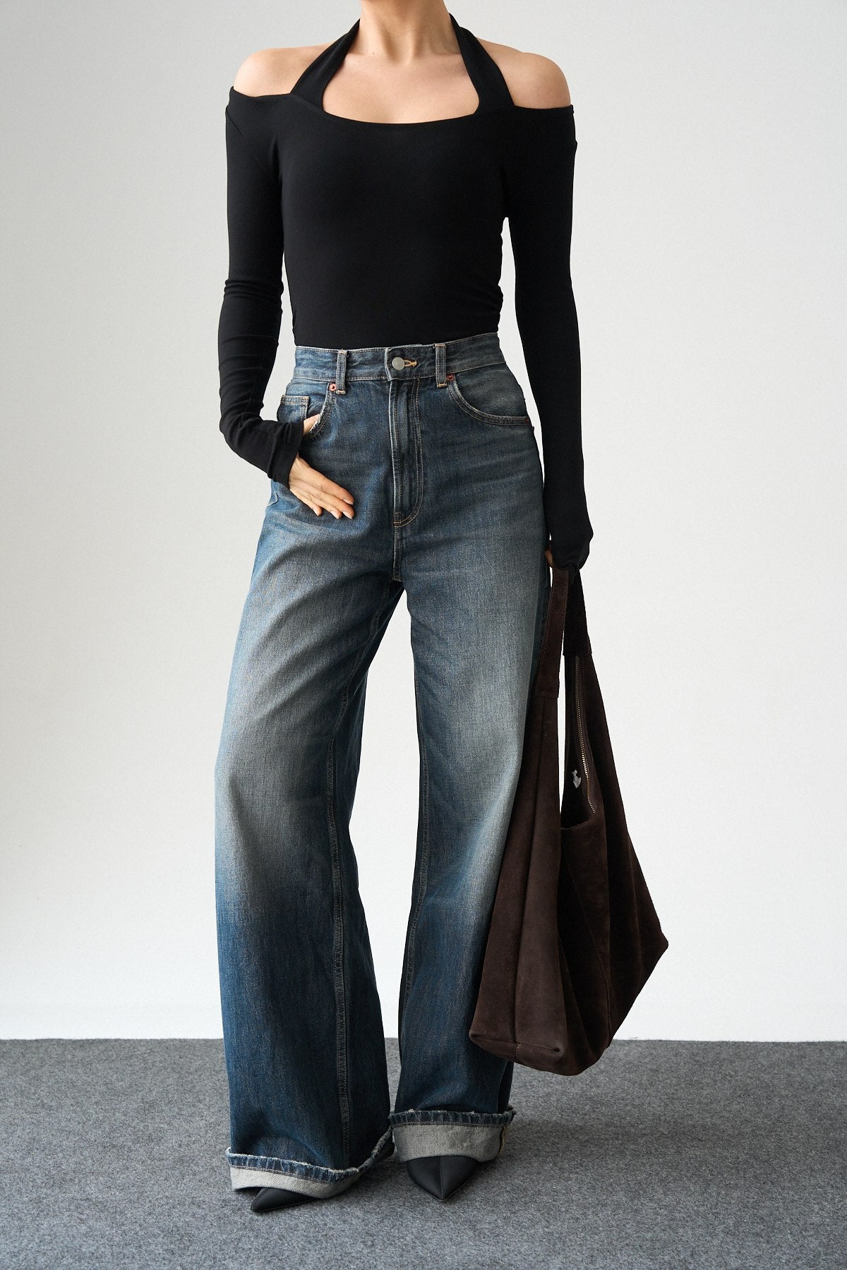 Kadın Boyundan Bağlama Detaylı Bluz