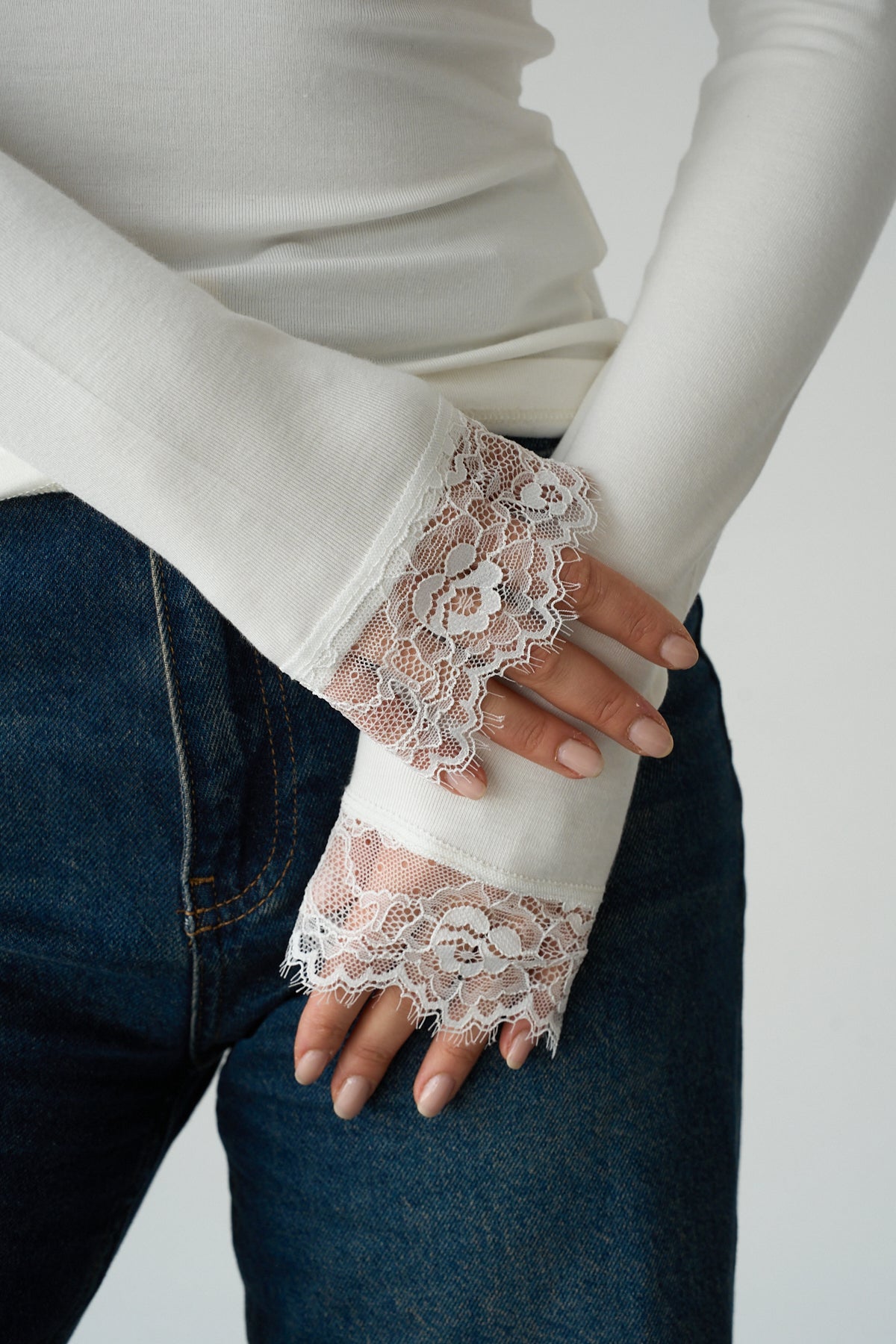 Kadın Tek Omuz Dantel Detaylı Bluz