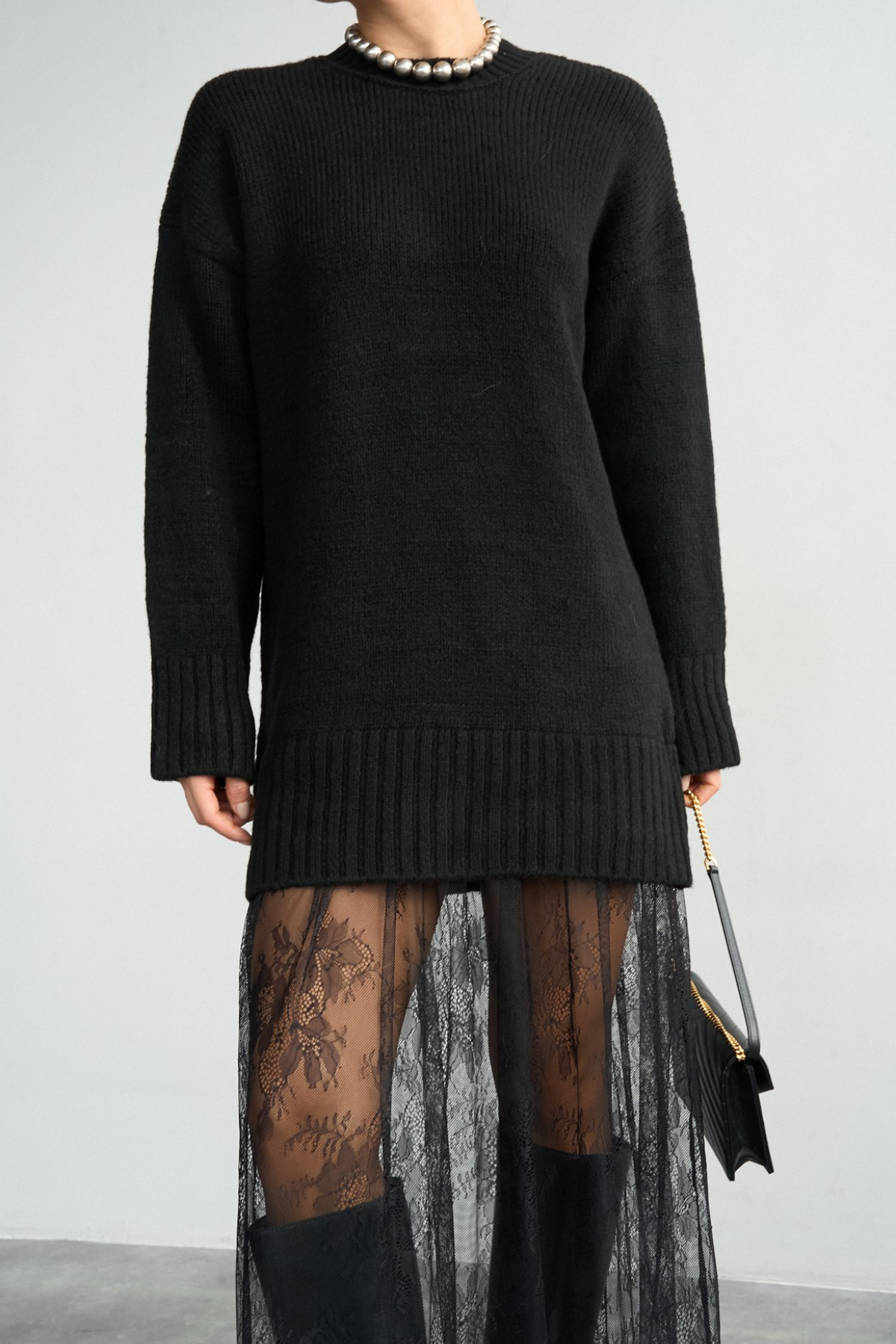 Kadın Siyah Bisiklet Yaka Dantel Detaylı Uzun Elbise