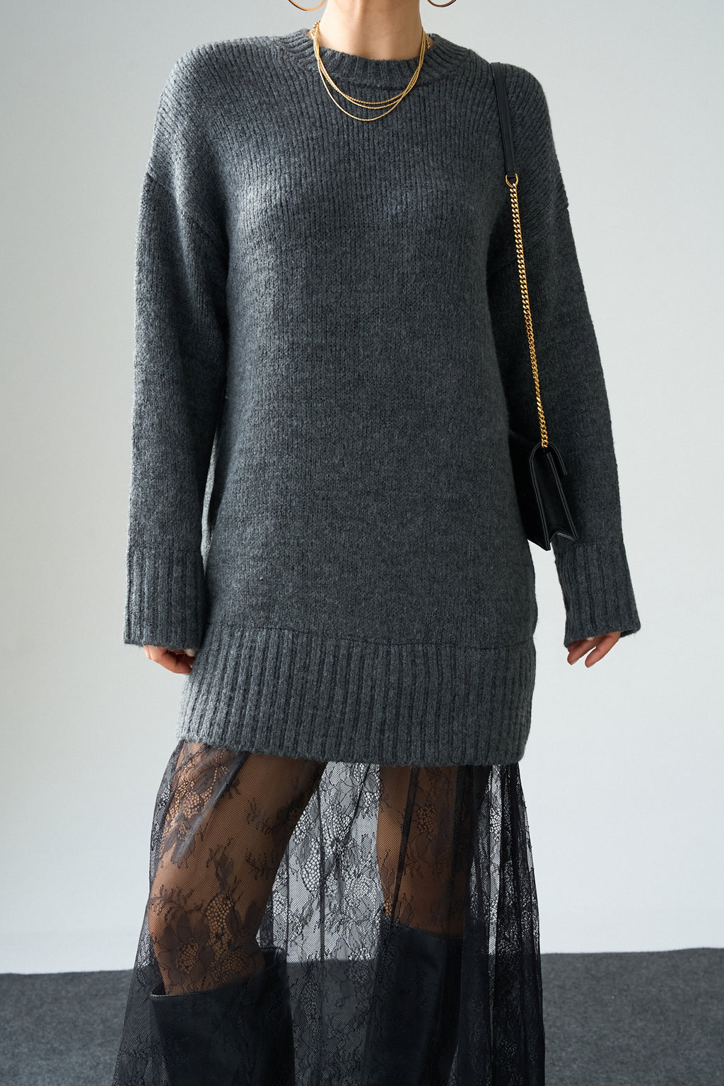 Kadın Siyah Bisiklet Yaka Dantel Detaylı Uzun Elbise