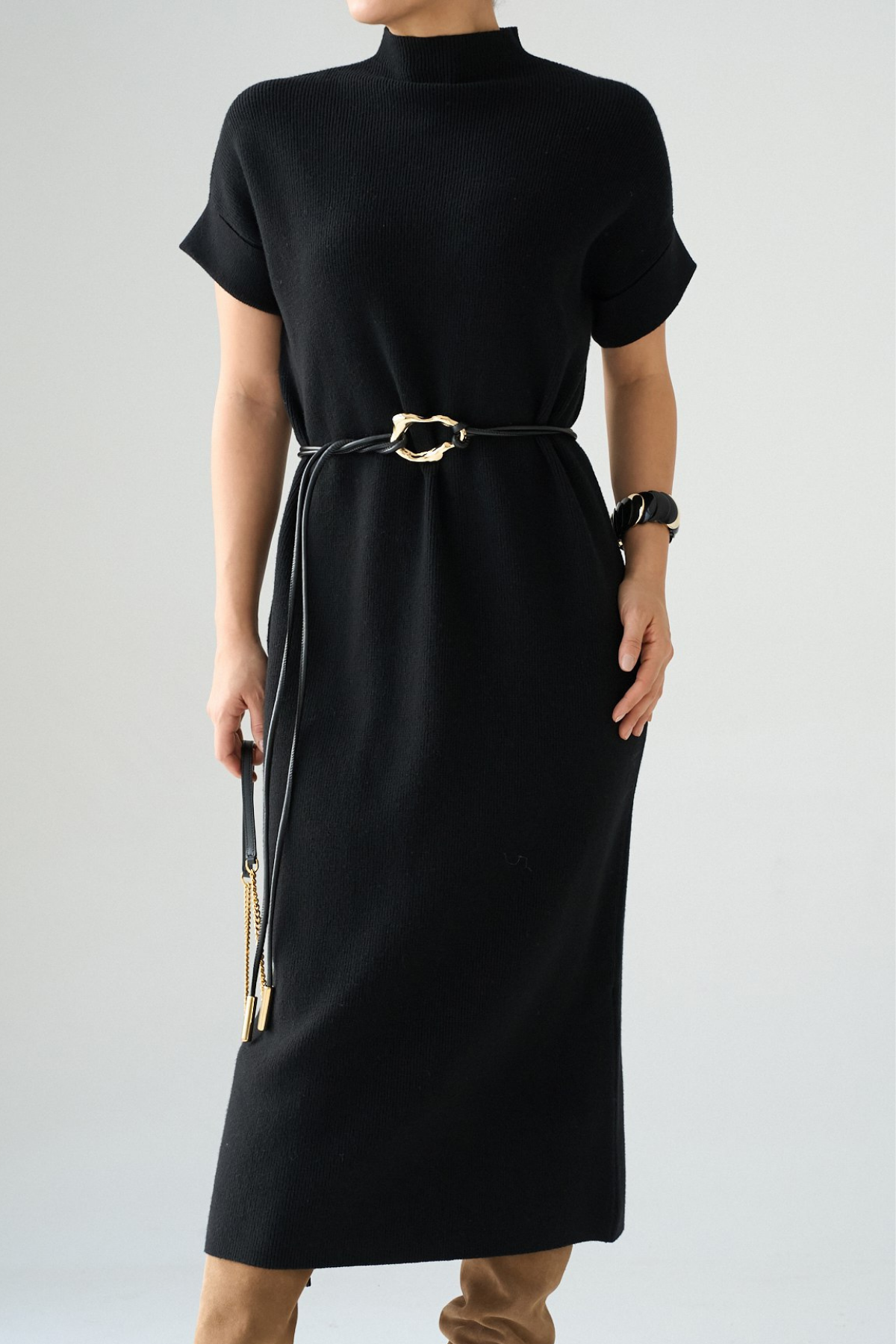 Kadın Yarım Balıkçı Yaka Kemerli Elbise