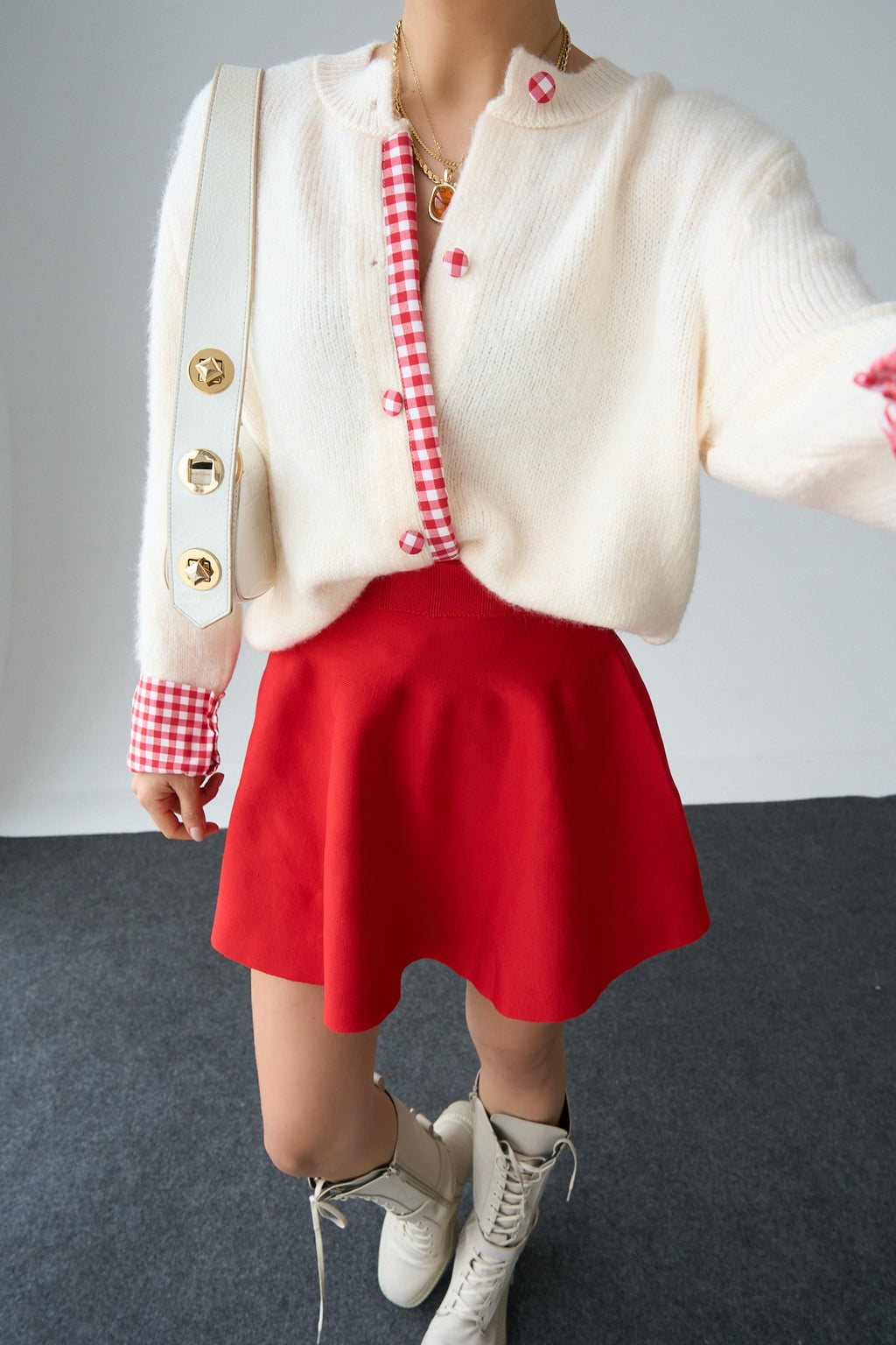 Kadın Krem Bisiklet Yaka Pötikare Detaylı Hırka