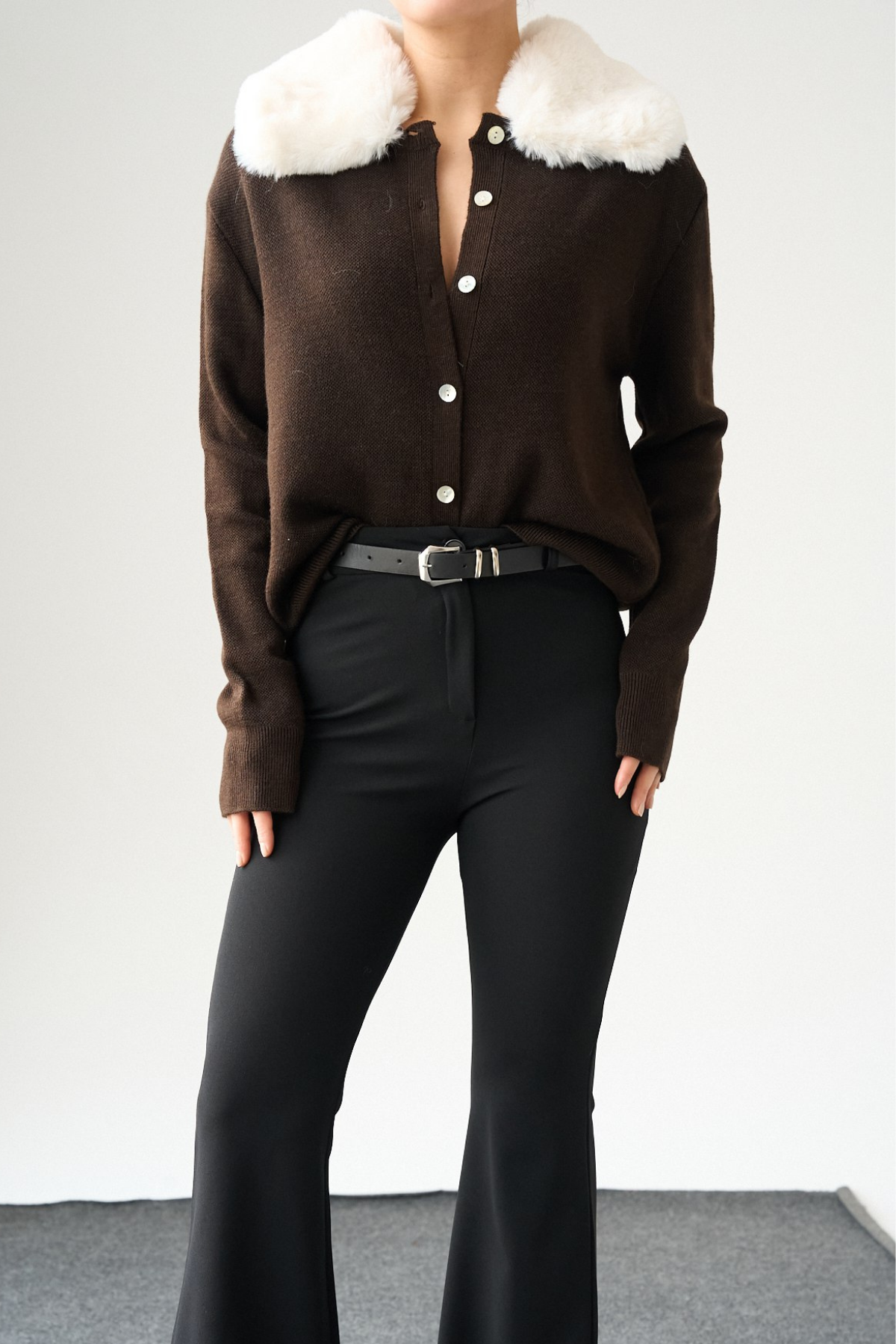 Kadın Vegan Kürk Yaka Hırka