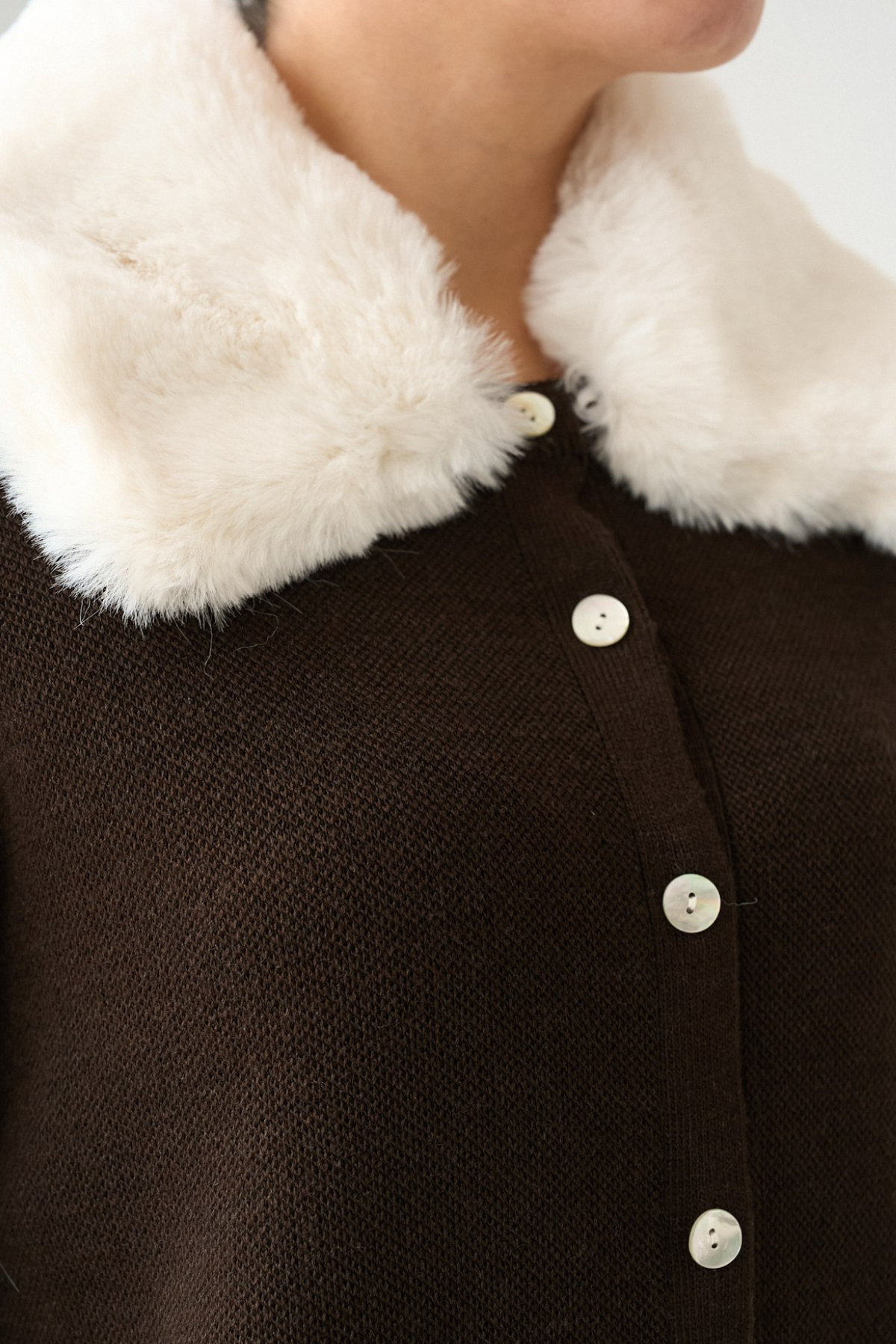 Kadın Vegan Kürk Yaka Hırka