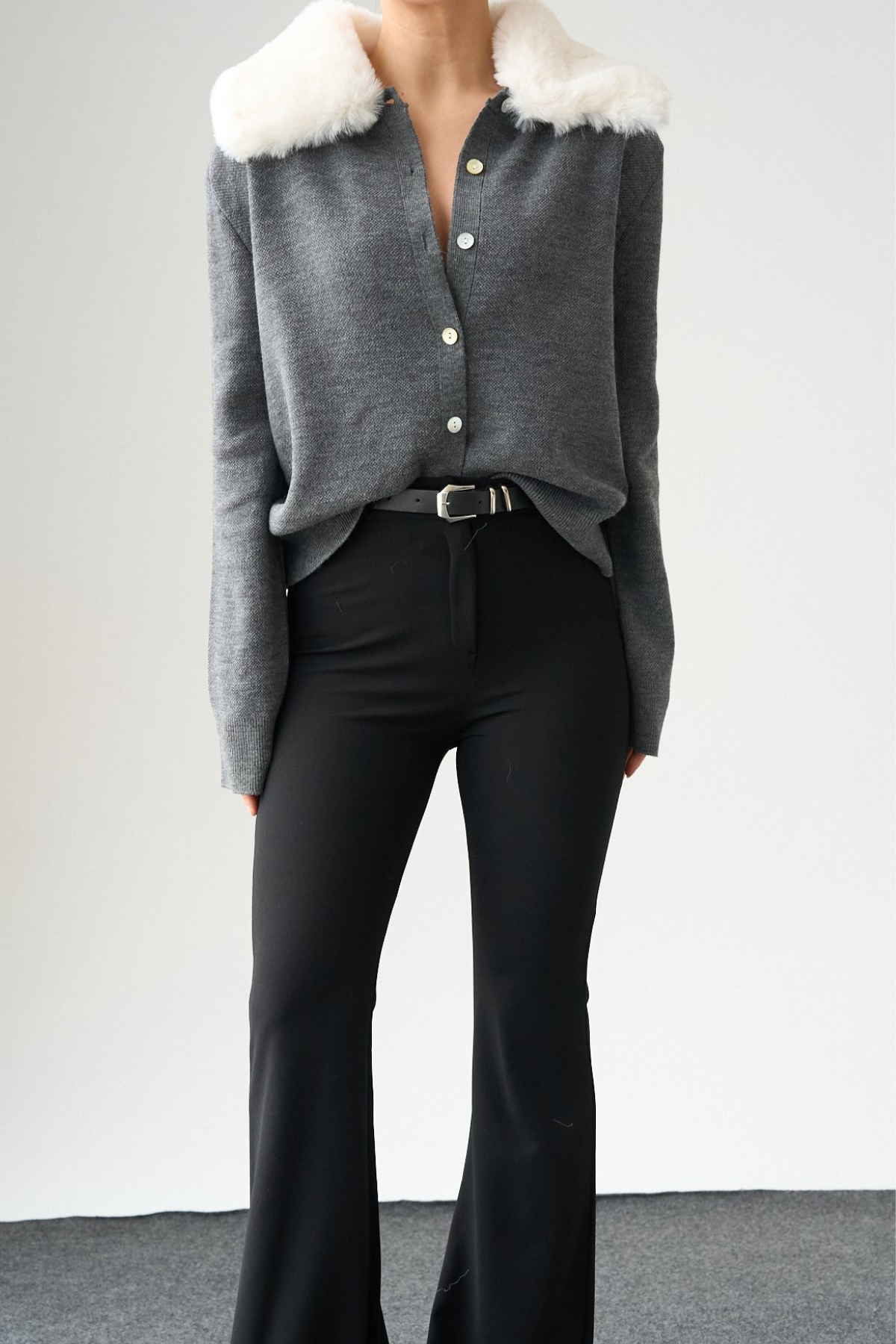 Kadın Vegan Kürk Yaka Hırka