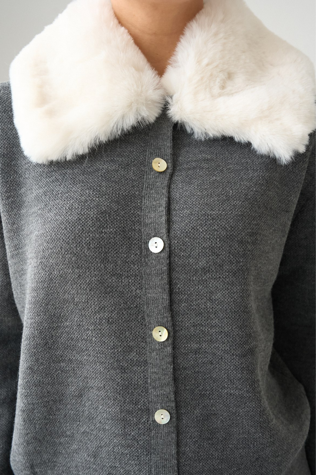 Kadın Vegan Kürk Yaka Hırka