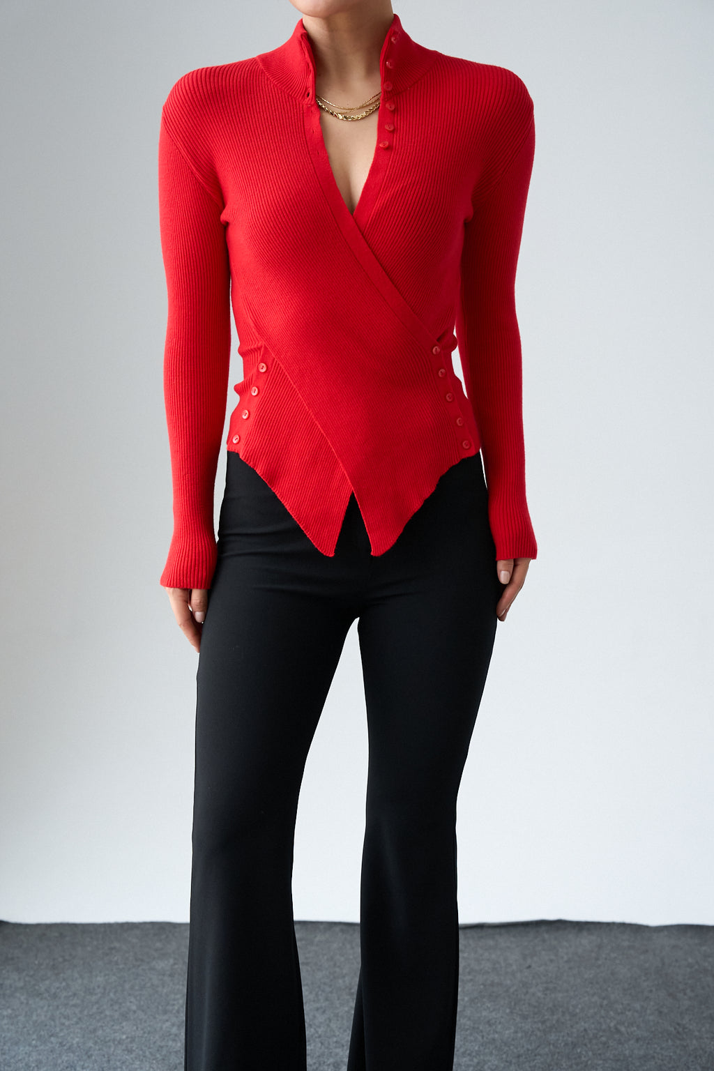 Kadın Asimetrik Düğmeli Triko Kazak