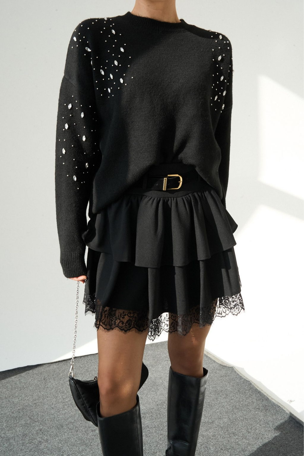 Kadın Siyah Bisiklet Yaka Omuz Taş Detaylı Kazak