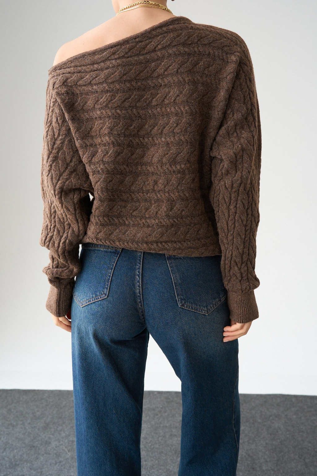 Kadın Asimetrik Yaka Örgü Kazak