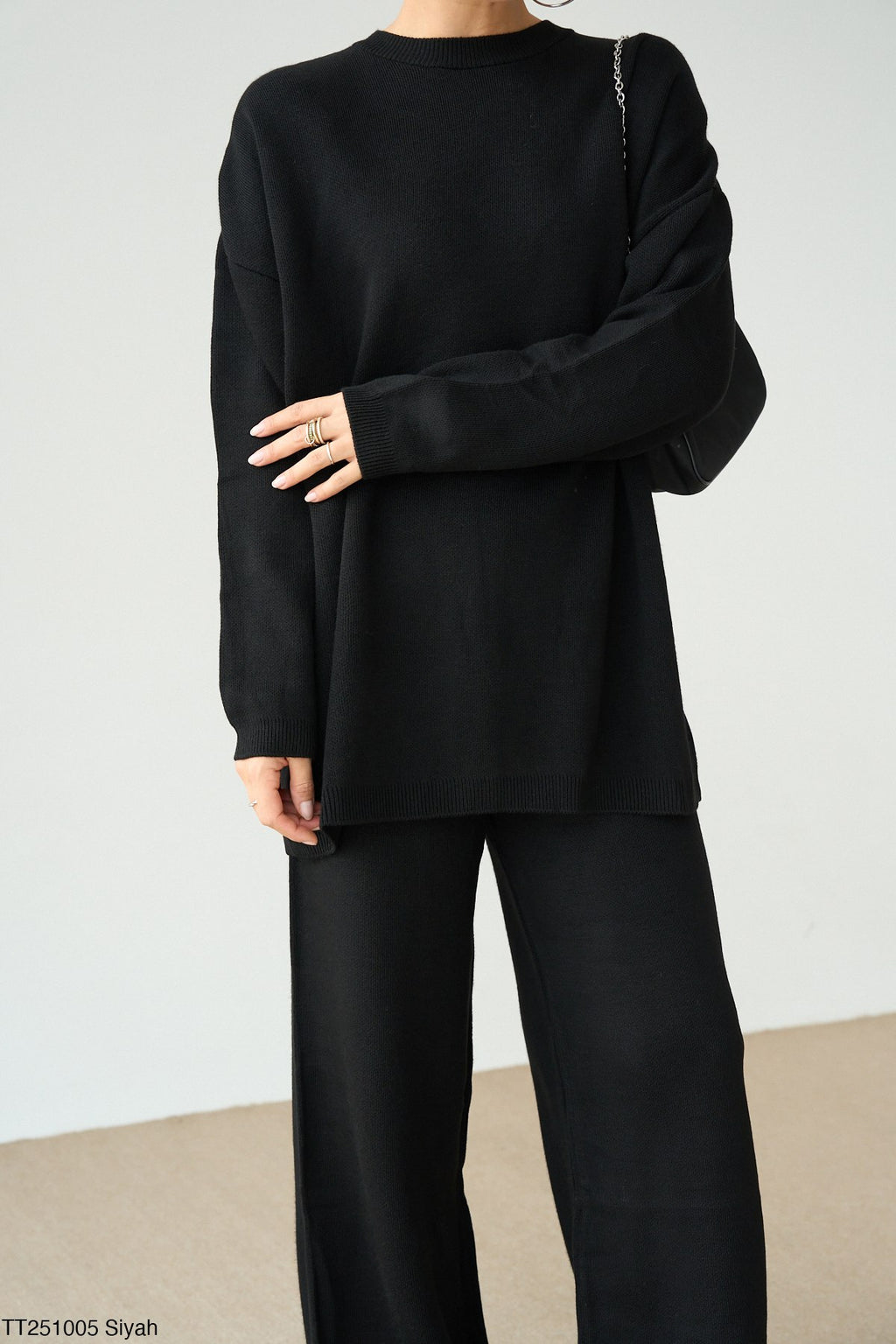 Kadın Bisiklet Yaka Kazak Geniş Kesim Pantolon Triko Takım