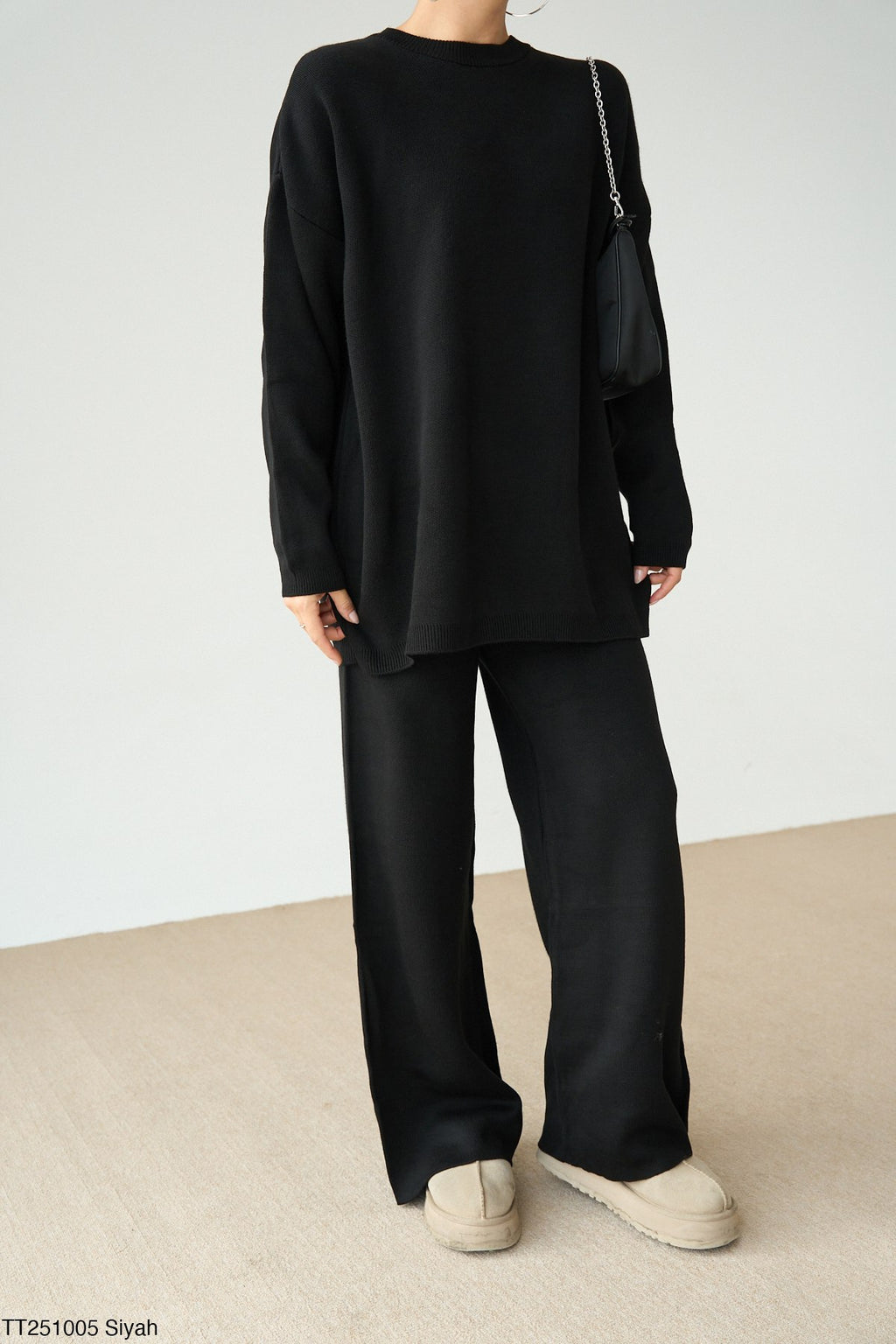 Kadın Bisiklet Yaka Kazak Geniş Kesim Pantolon Triko Takım