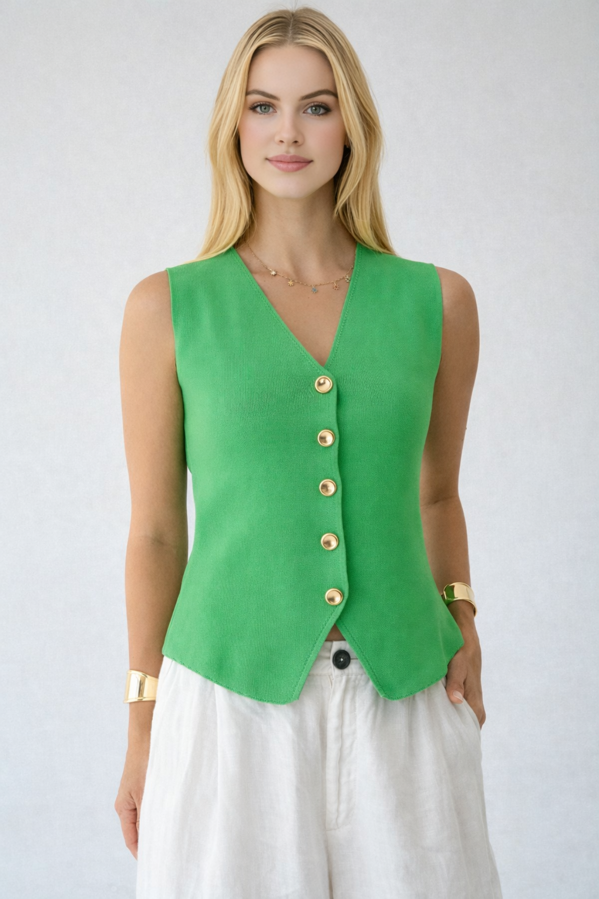 Kadın V Yaka Gold Düğmeli Yelek