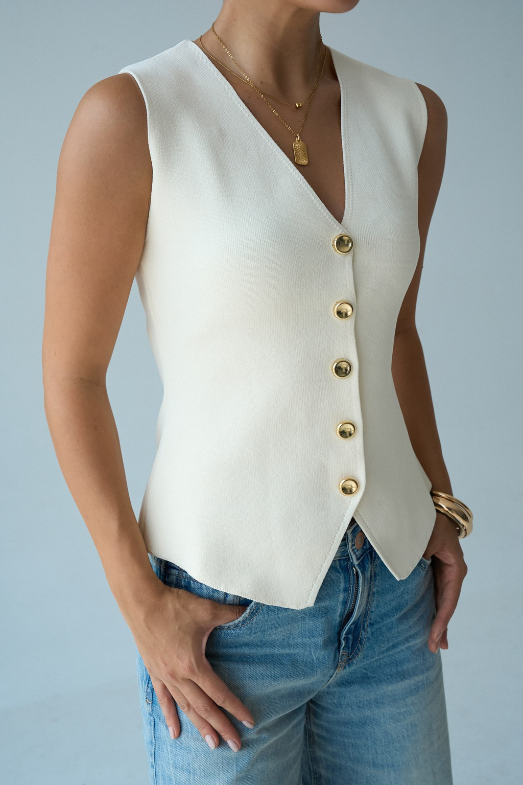 Kadın V Yaka Gold Düğmeli Yelek