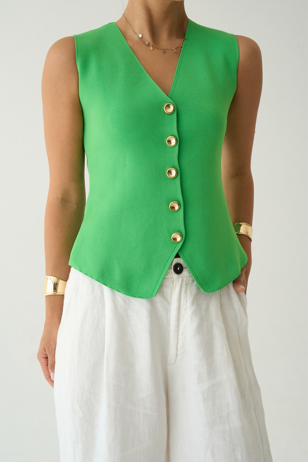 Kadın V Yaka Gold Düğmeli Yelek