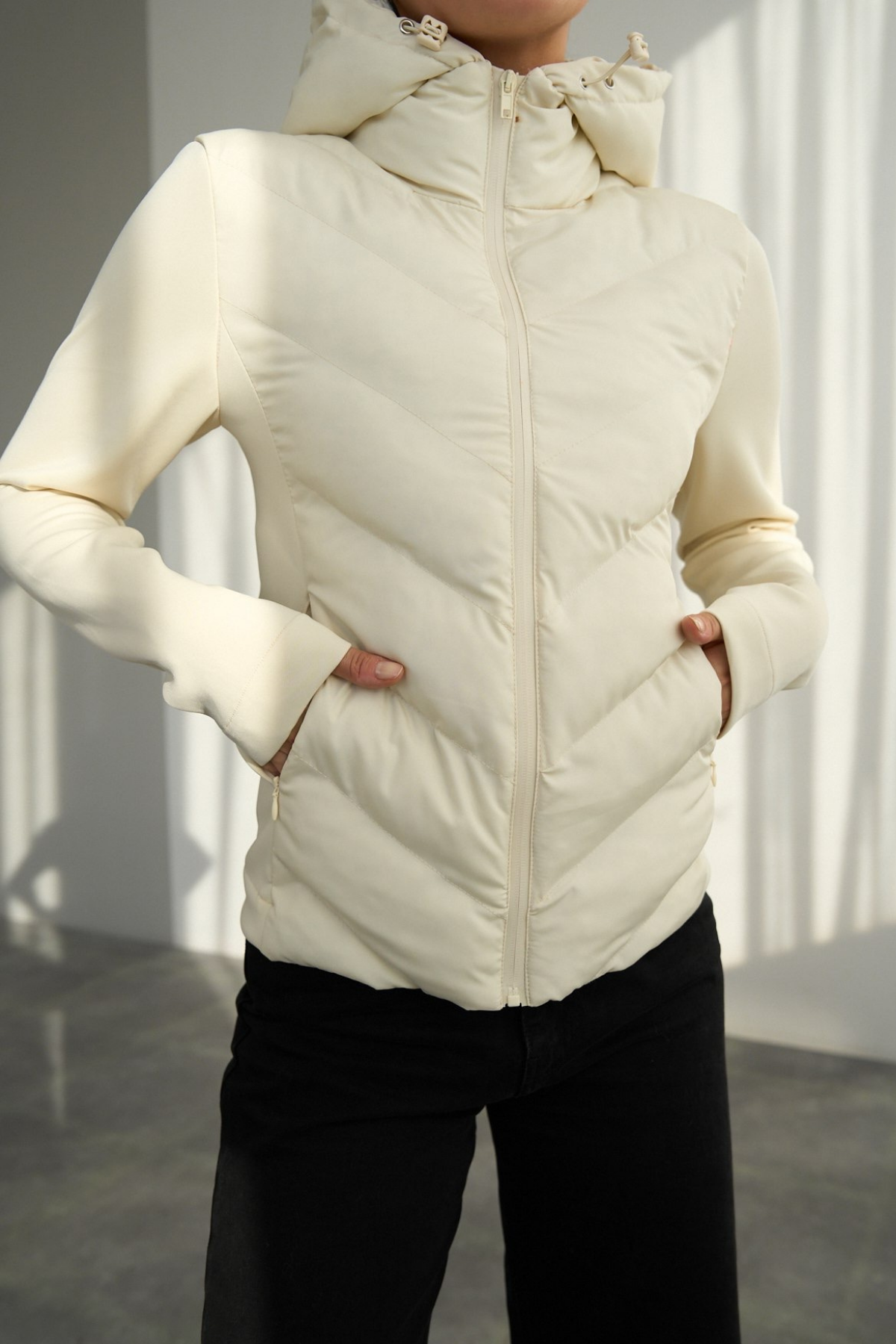 Kadın Kapüşonlu Şişme Mont