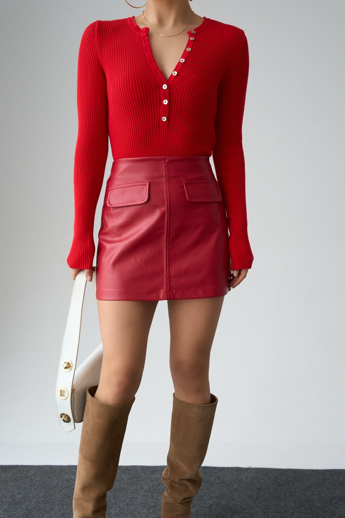 Kadın Kırmızı Bisiklet Yaka Düğme Detaylı Fitilli Kazak