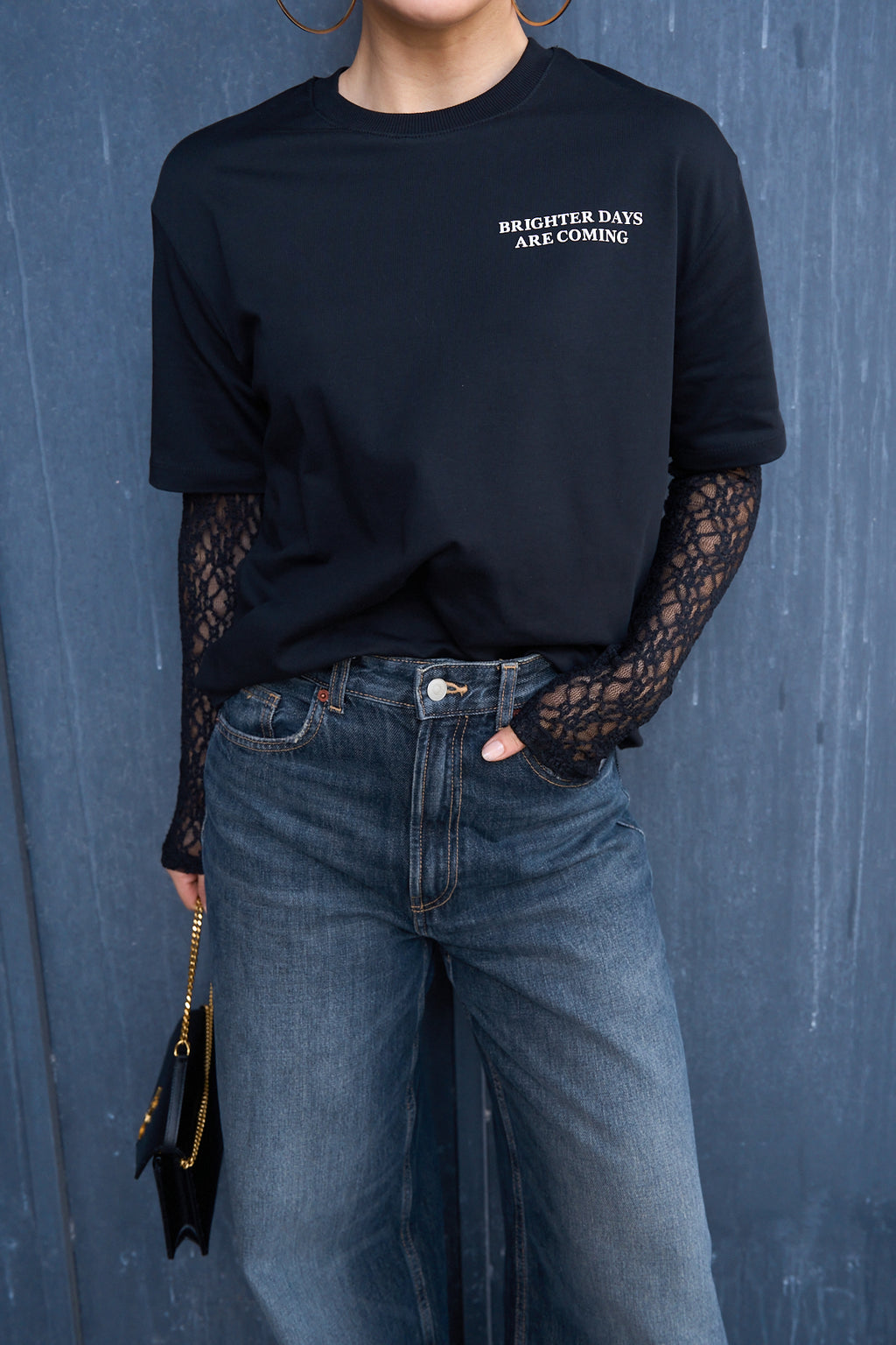 Kadın Siyah Bisiklet Yaka Dantel Detaylı Pamuklu Tişört