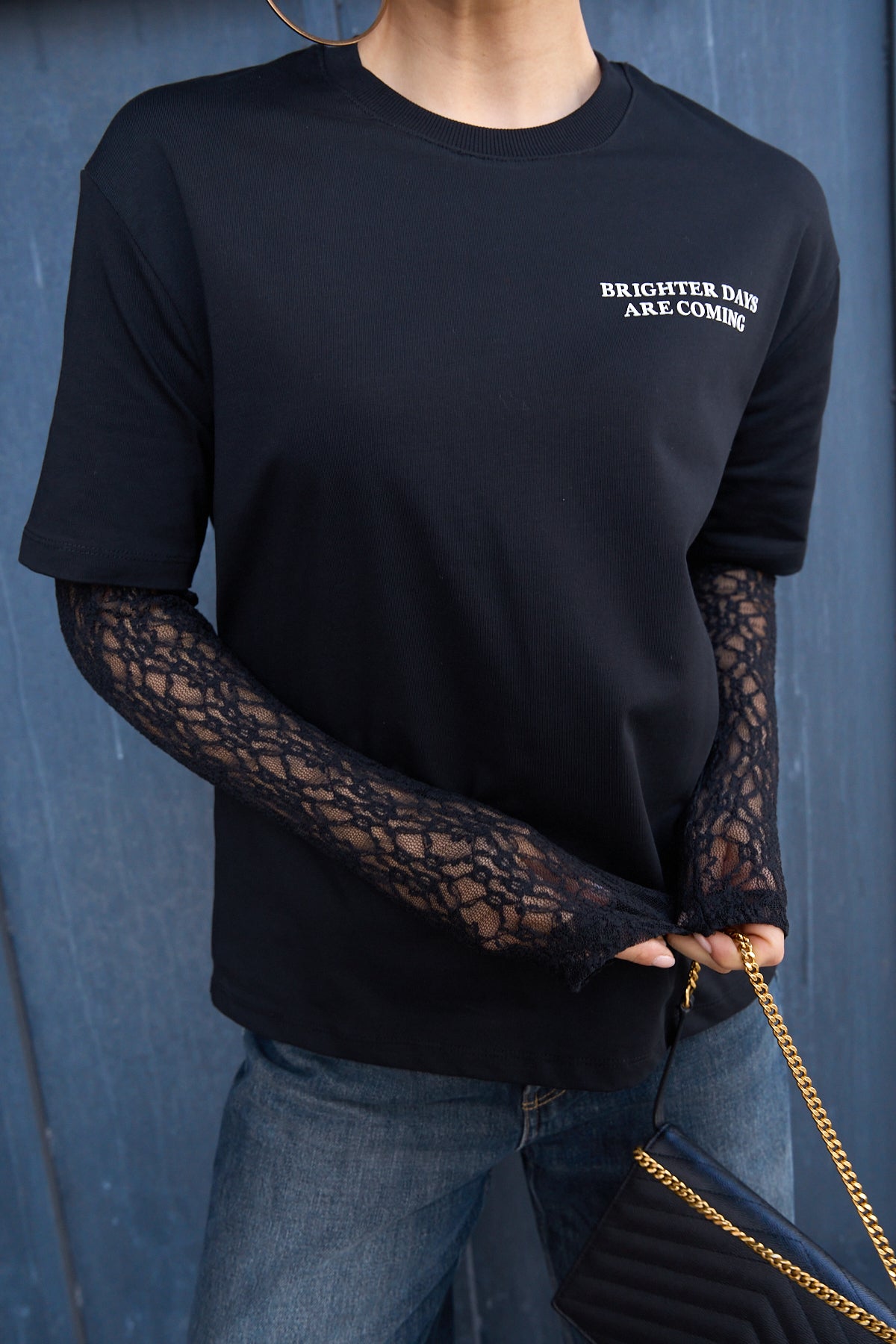 Kadın Siyah Bisiklet Yaka Dantel Detaylı Pamuklu Tişört