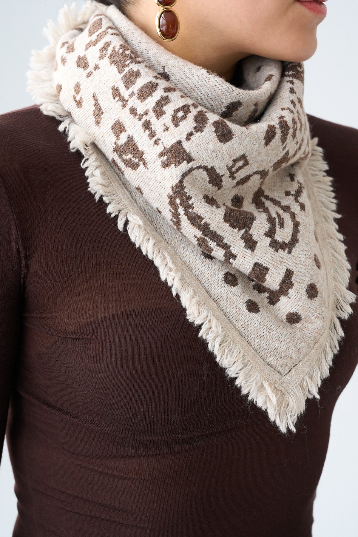 Kadın Şal Desenli Püsküllü Bandana