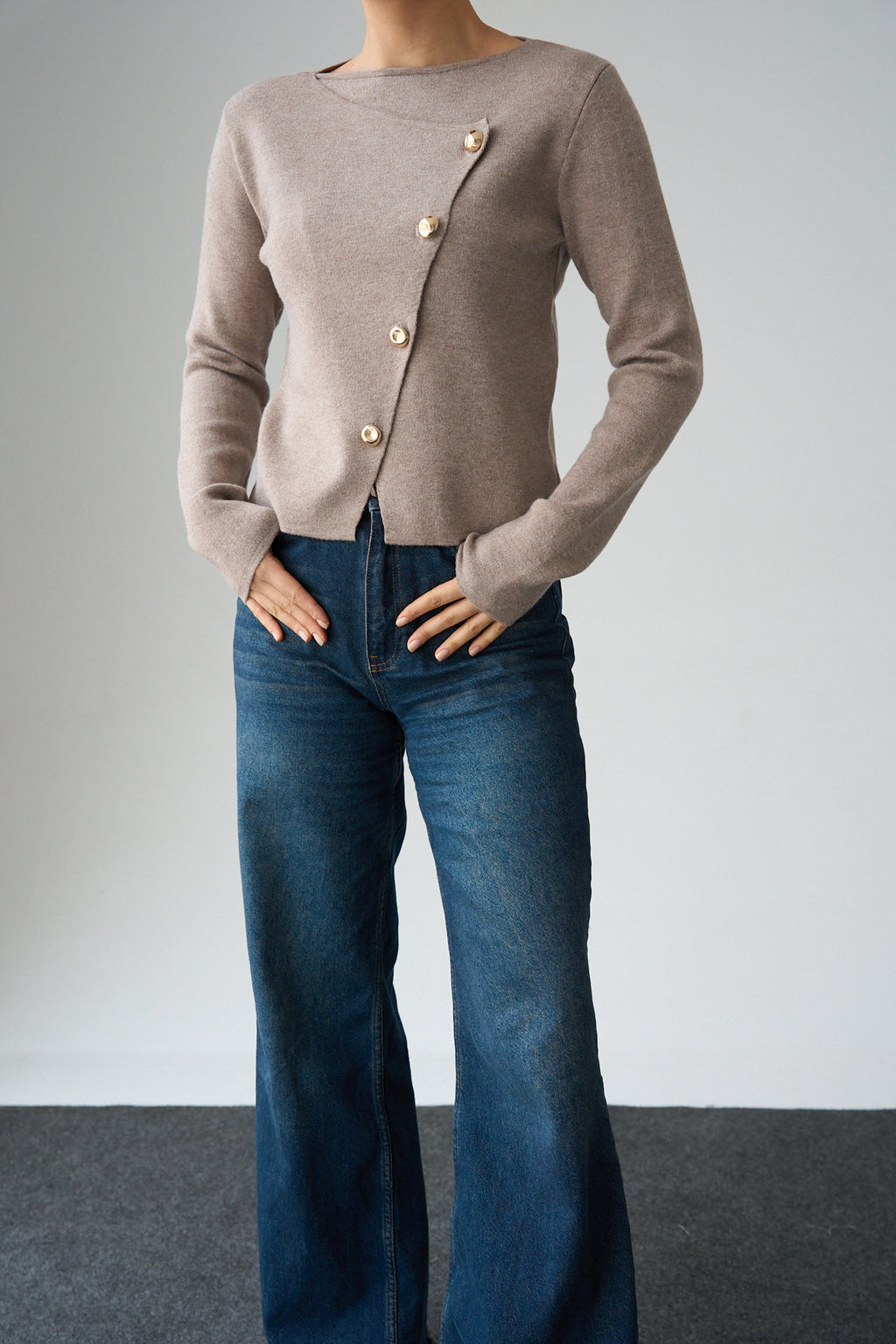 Kadın Asimetrik Gold Düğmeli Hrıka