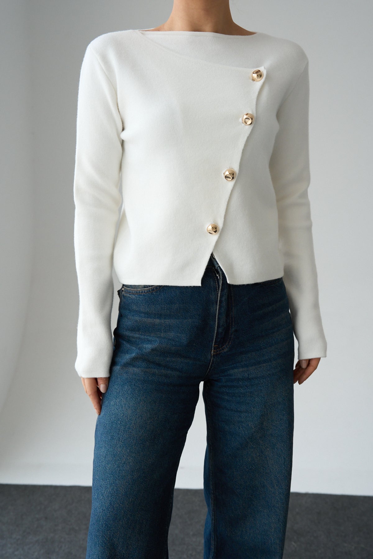 Kadın Asimetrik Gold Düğmeli Hrıka