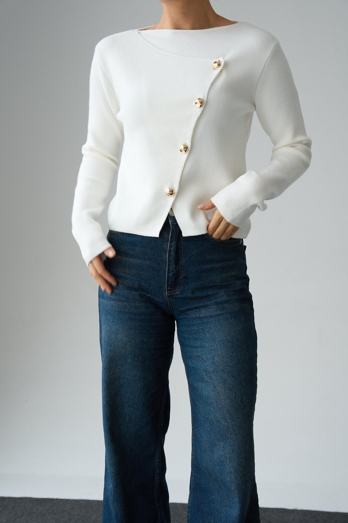 Kadın Asimetrik Gold Düğmeli Hrıka